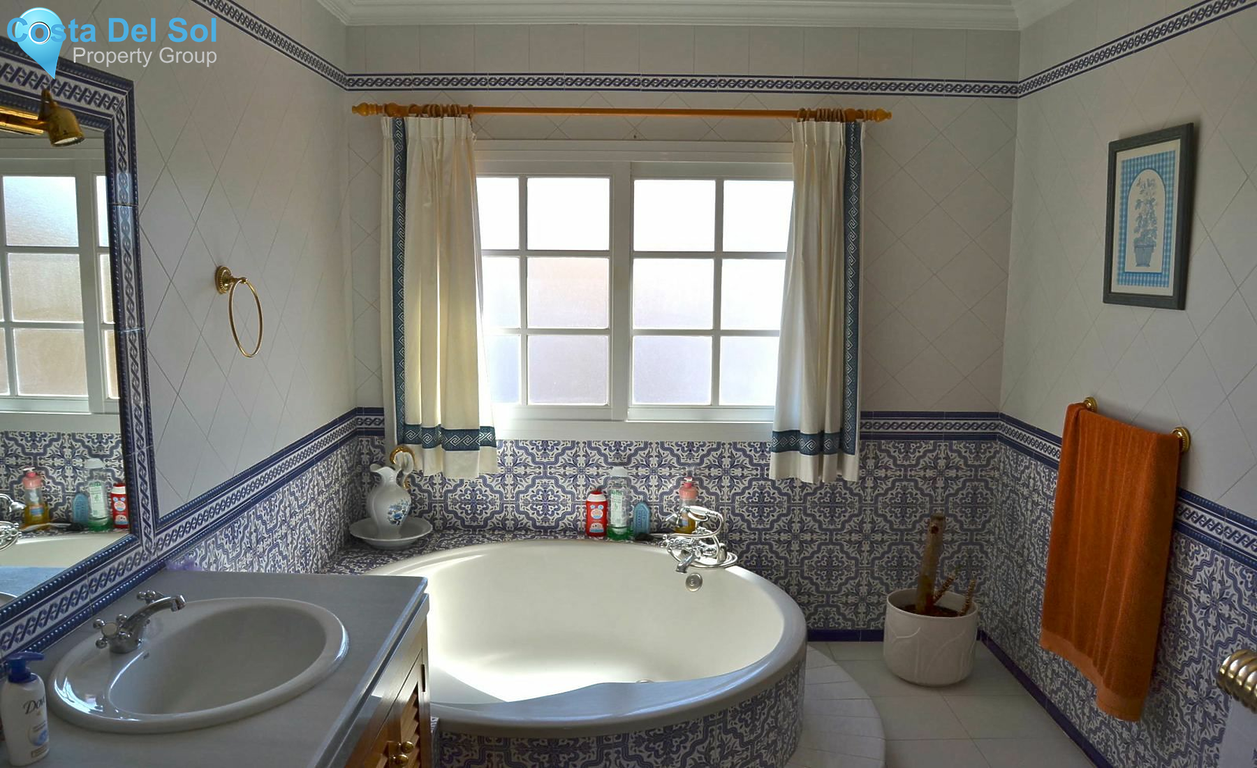 Detached Villa in San Luis de Sabinillas-1229817