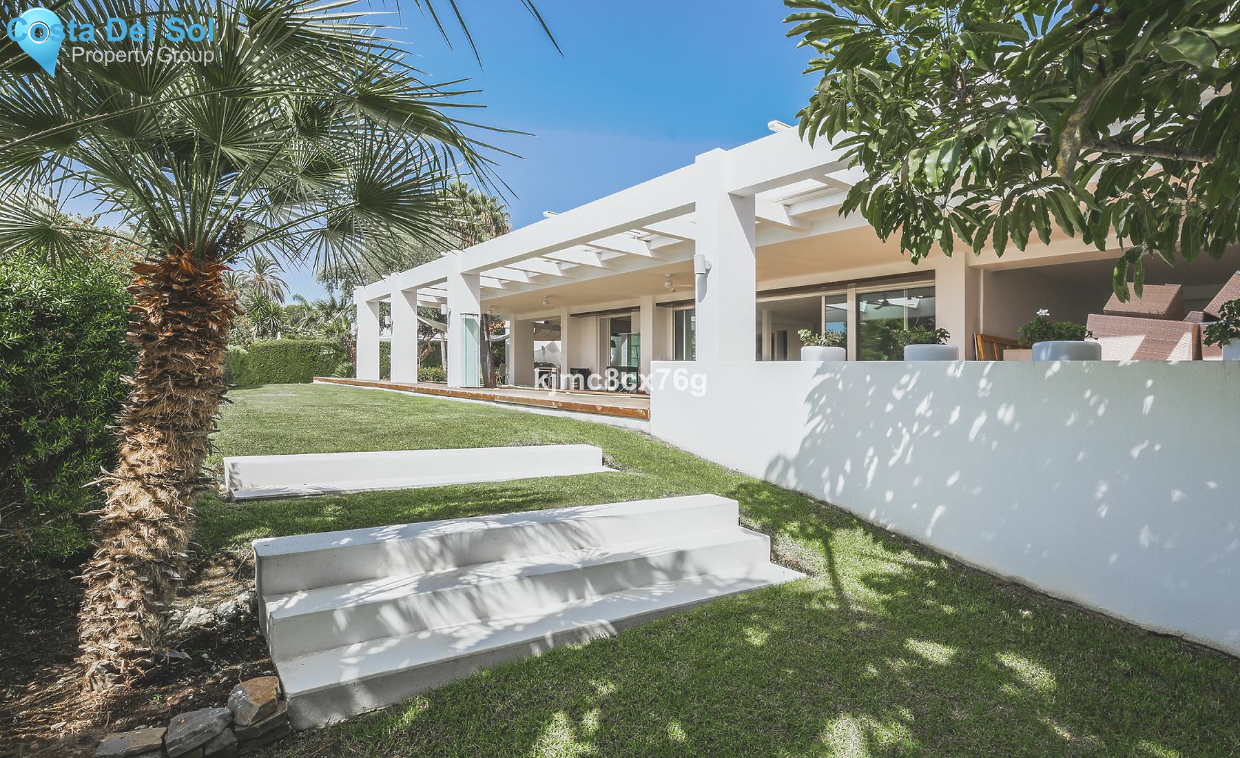 Detached Villa in Sierra Blanca-1205784