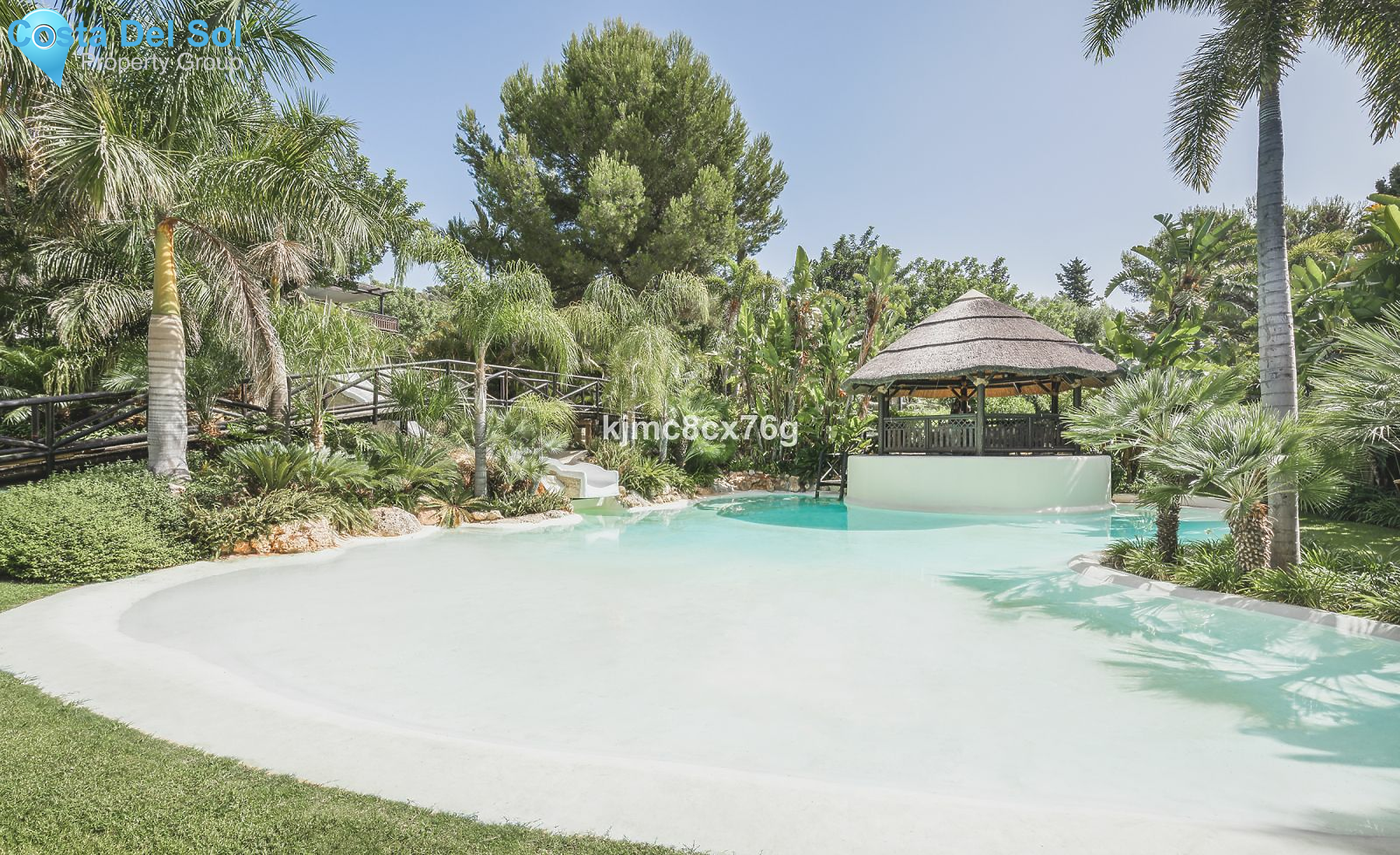 Detached Villa in Sierra Blanca-1205785