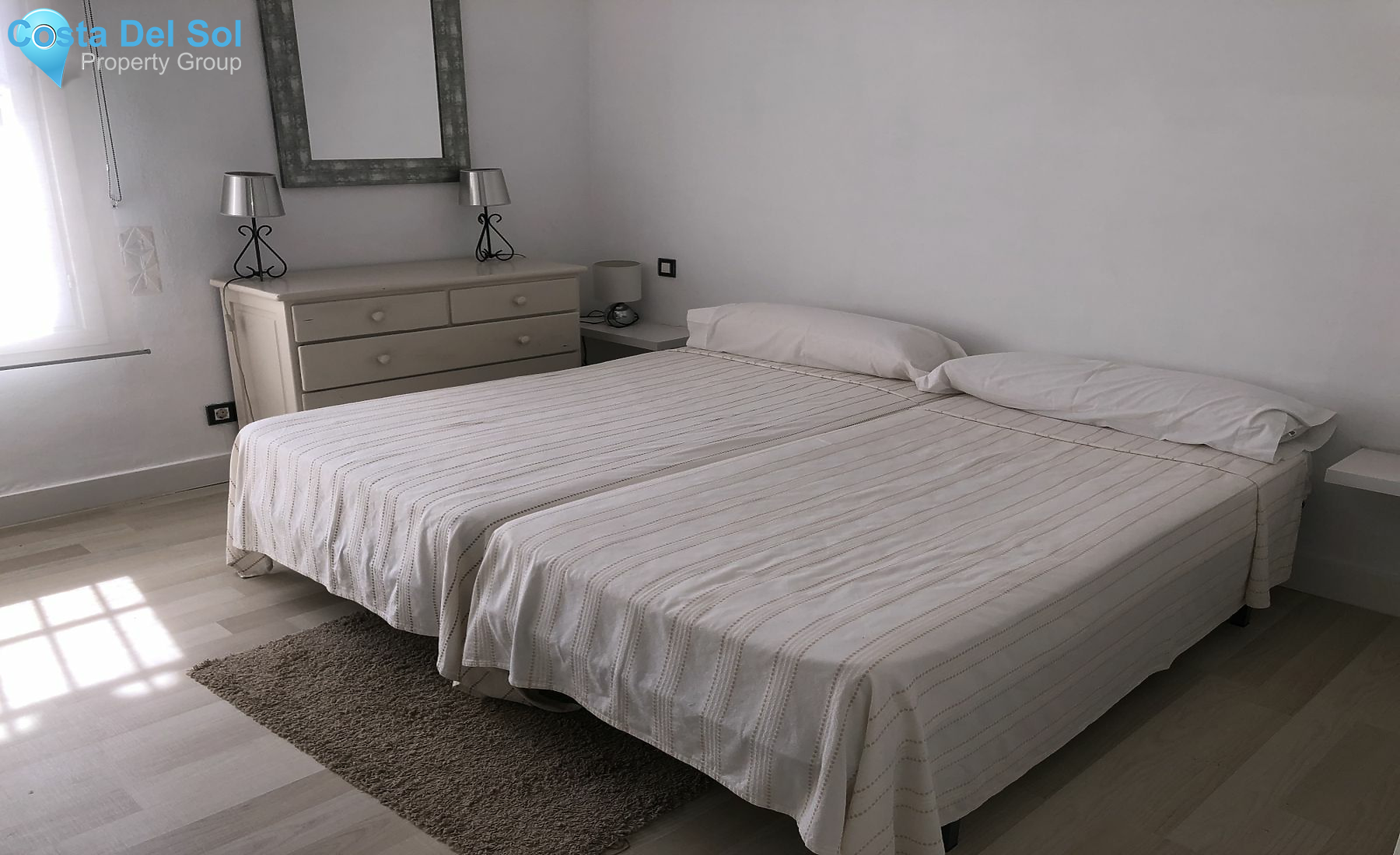 Detached Villa in The Golden Mile-1151912