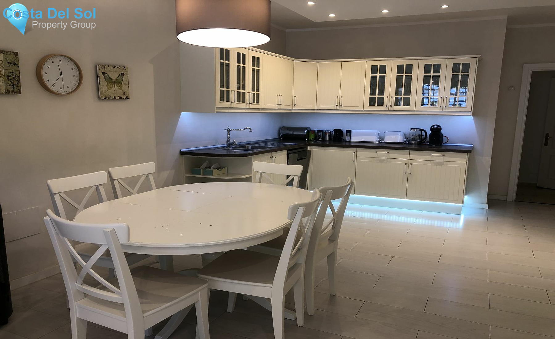 Detached Villa in The Golden Mile-1151901