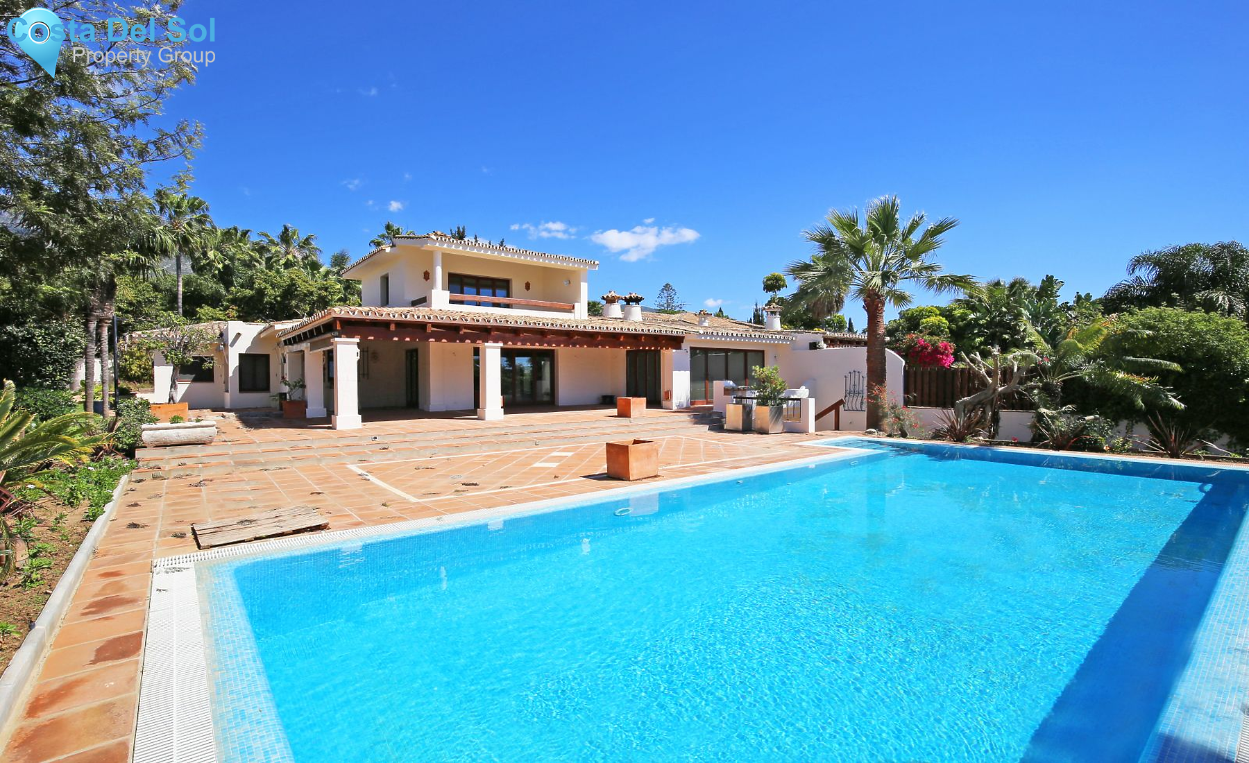Detached Villa in The Golden Mile-1227650