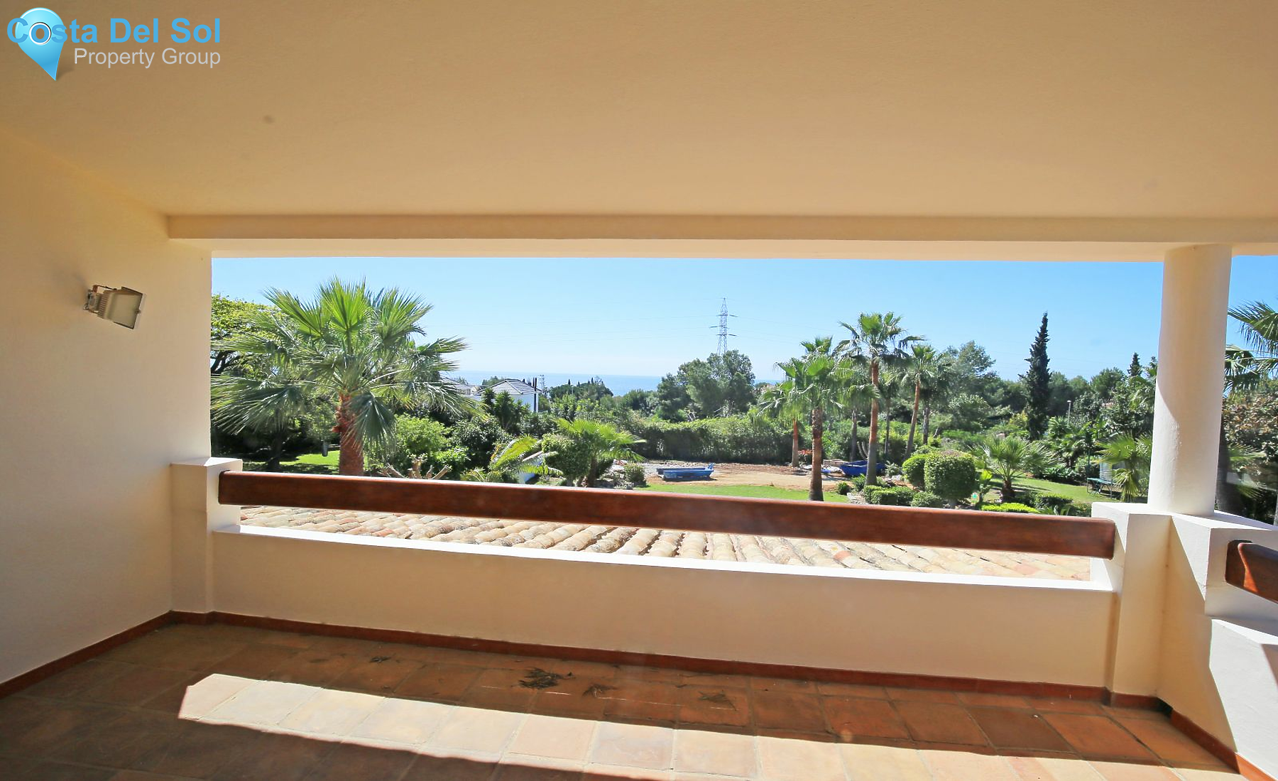 Detached Villa in The Golden Mile-1227635