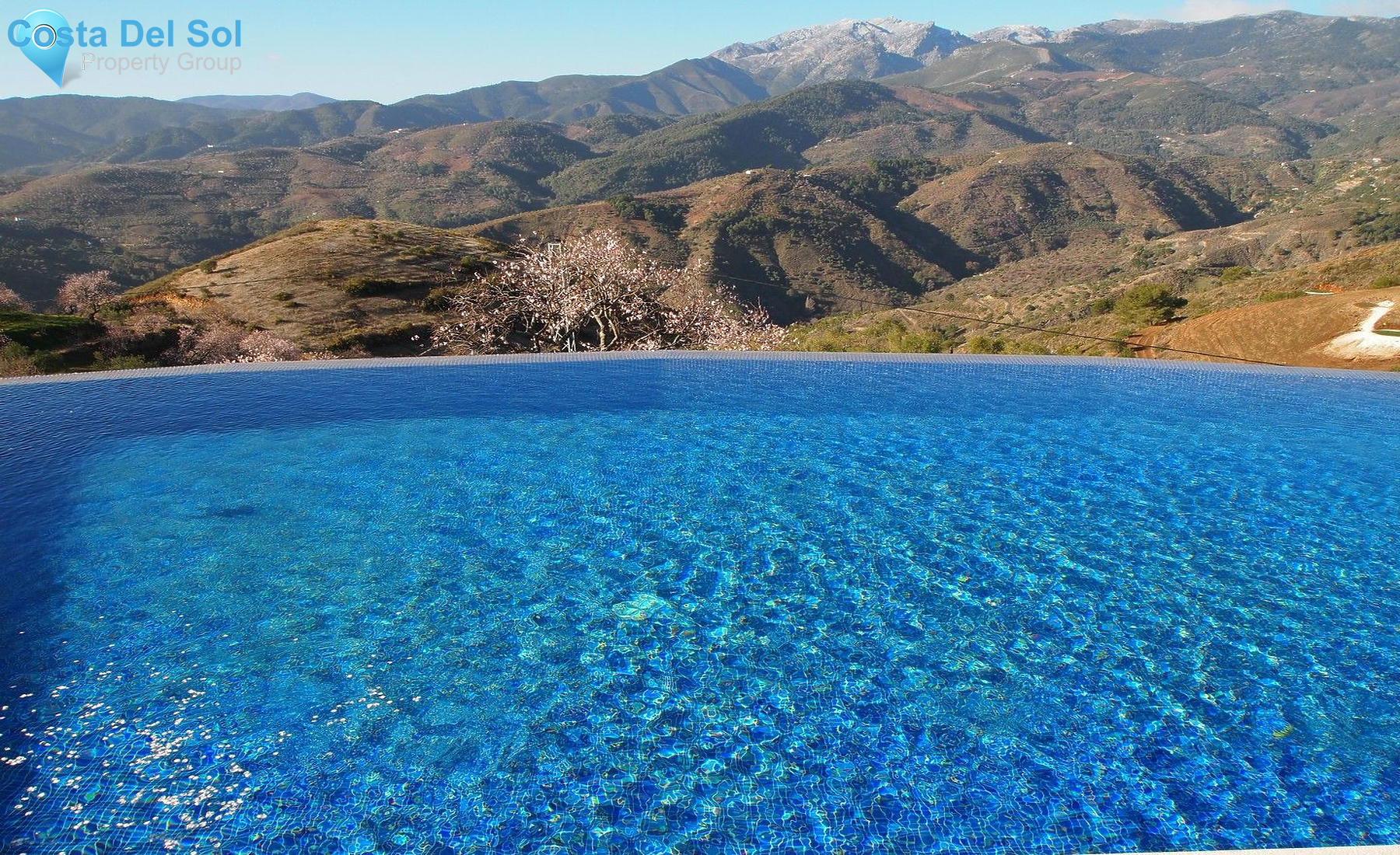 Finca - Cortijo in Alozaina-1226934