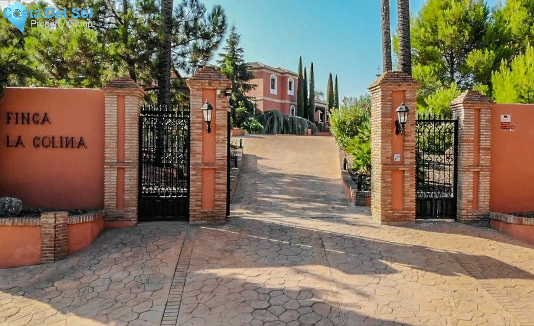 Finca - Cortijo in Coín-1179840