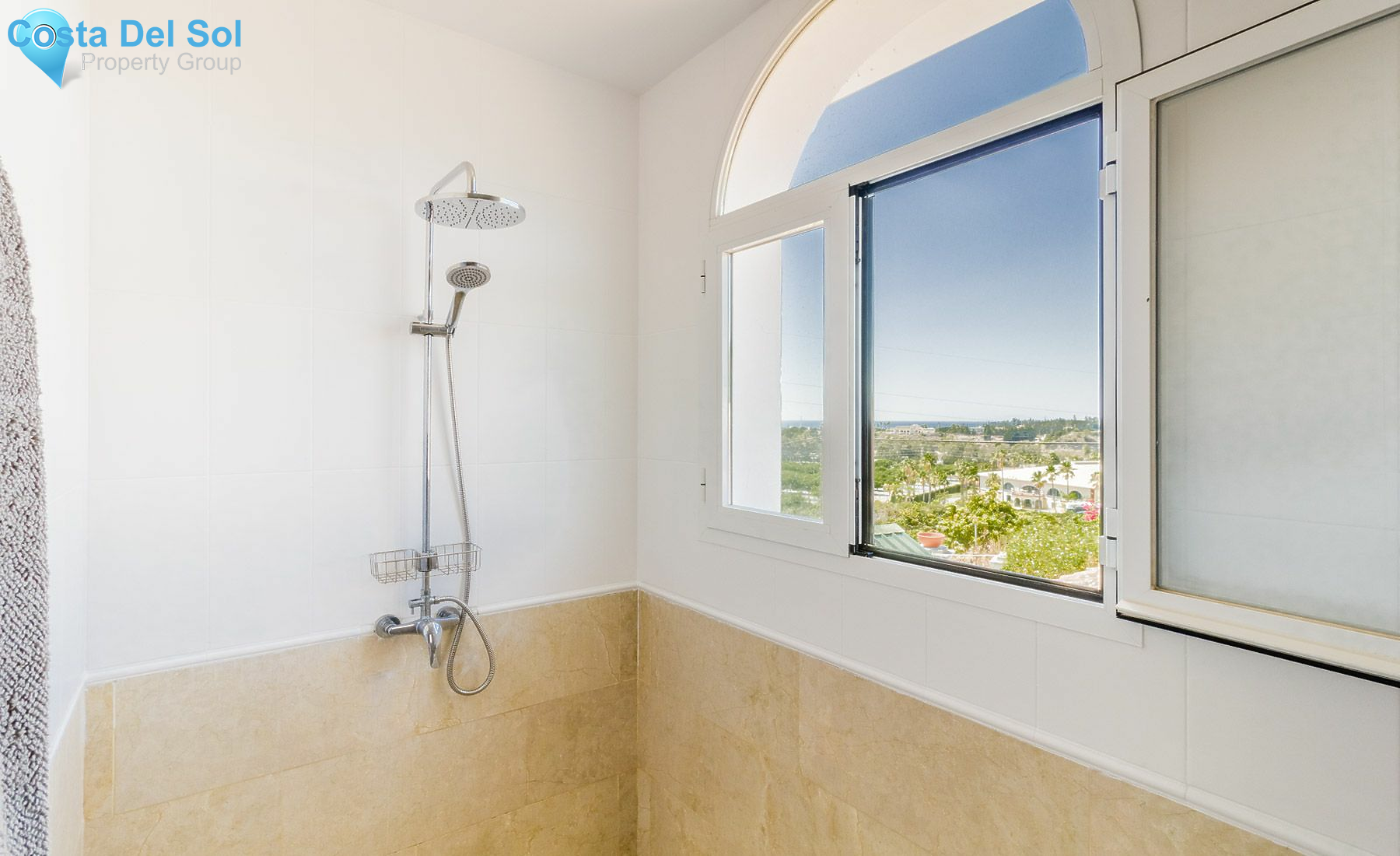 Finca - Cortijo in Estepona-1149514