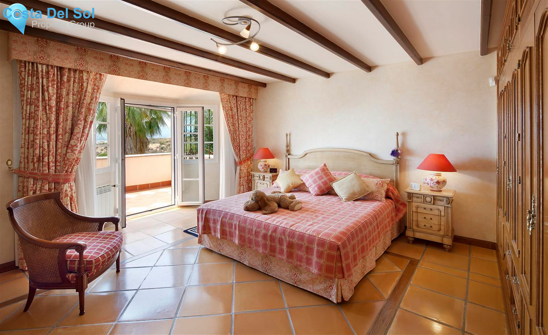Finca - Cortijo in Marbella-1172997