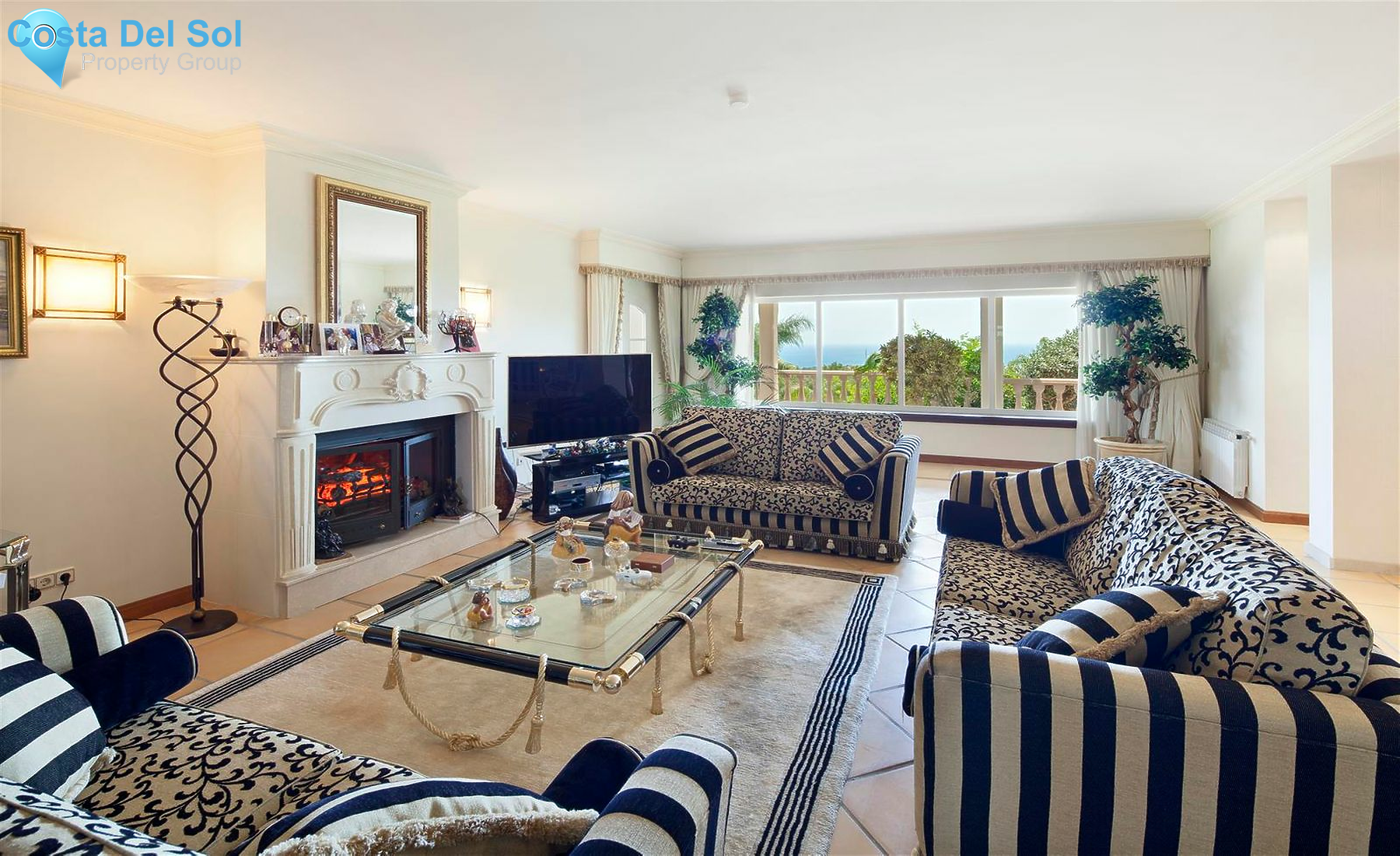 Finca - Cortijo in Marbella-1173000