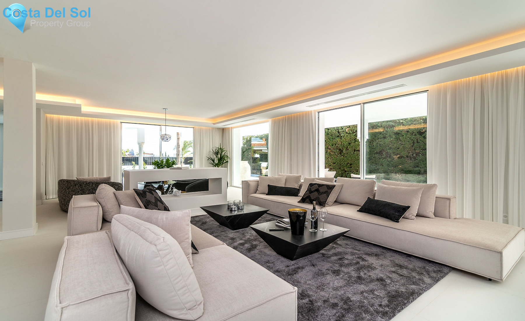 House in Nueva Andalucía