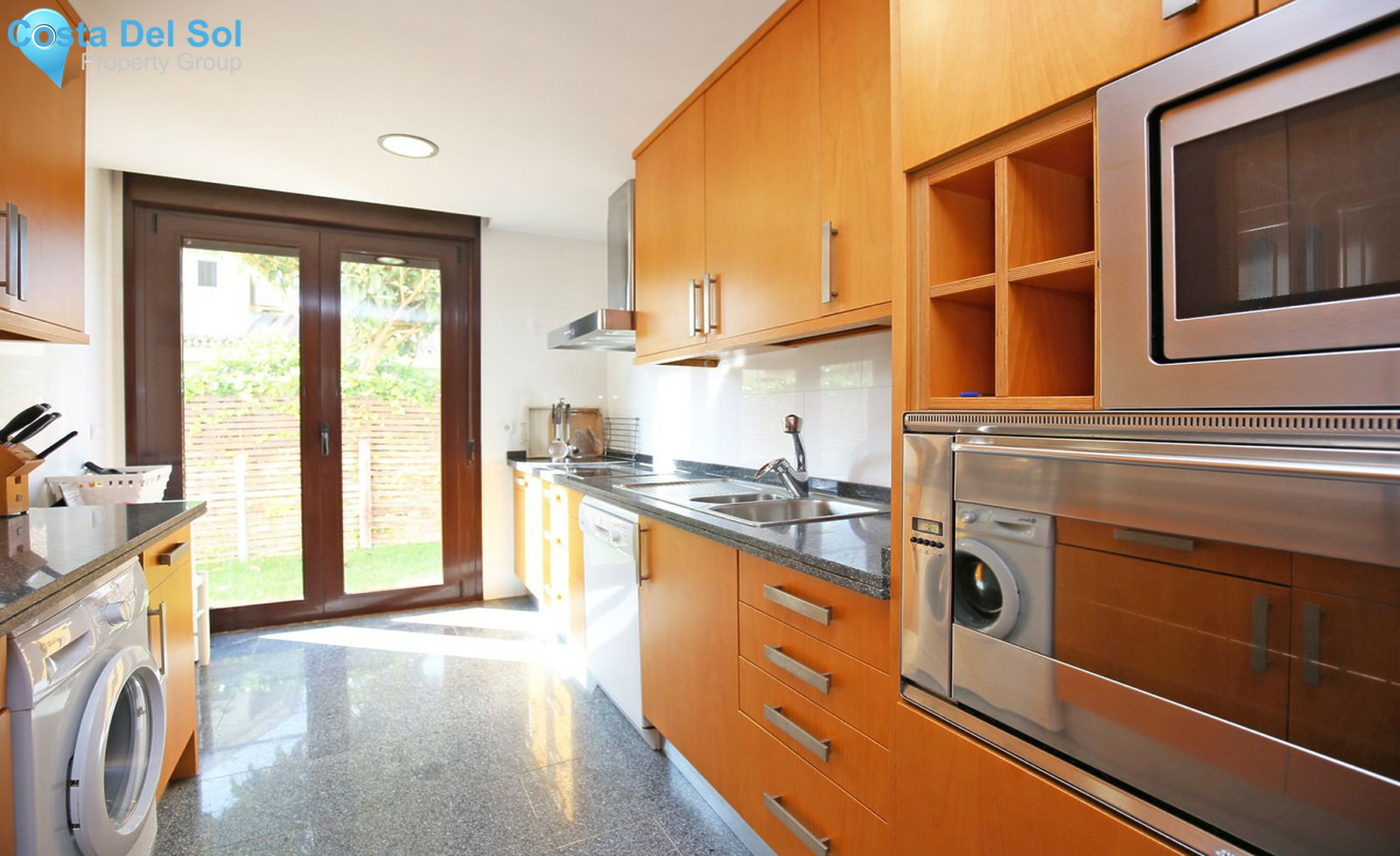 House in The Golden Mile-1537705