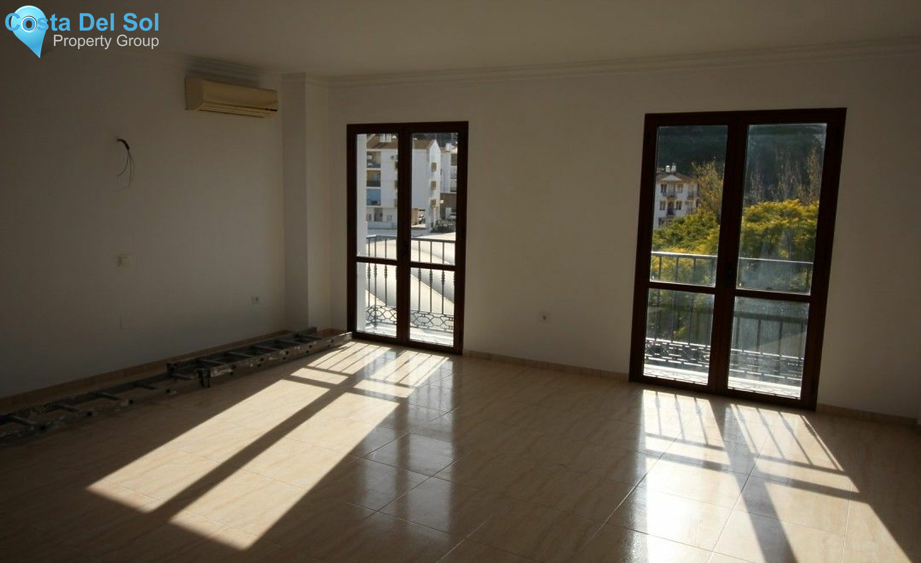 Semi-Detached House in Algarrobo-1230328