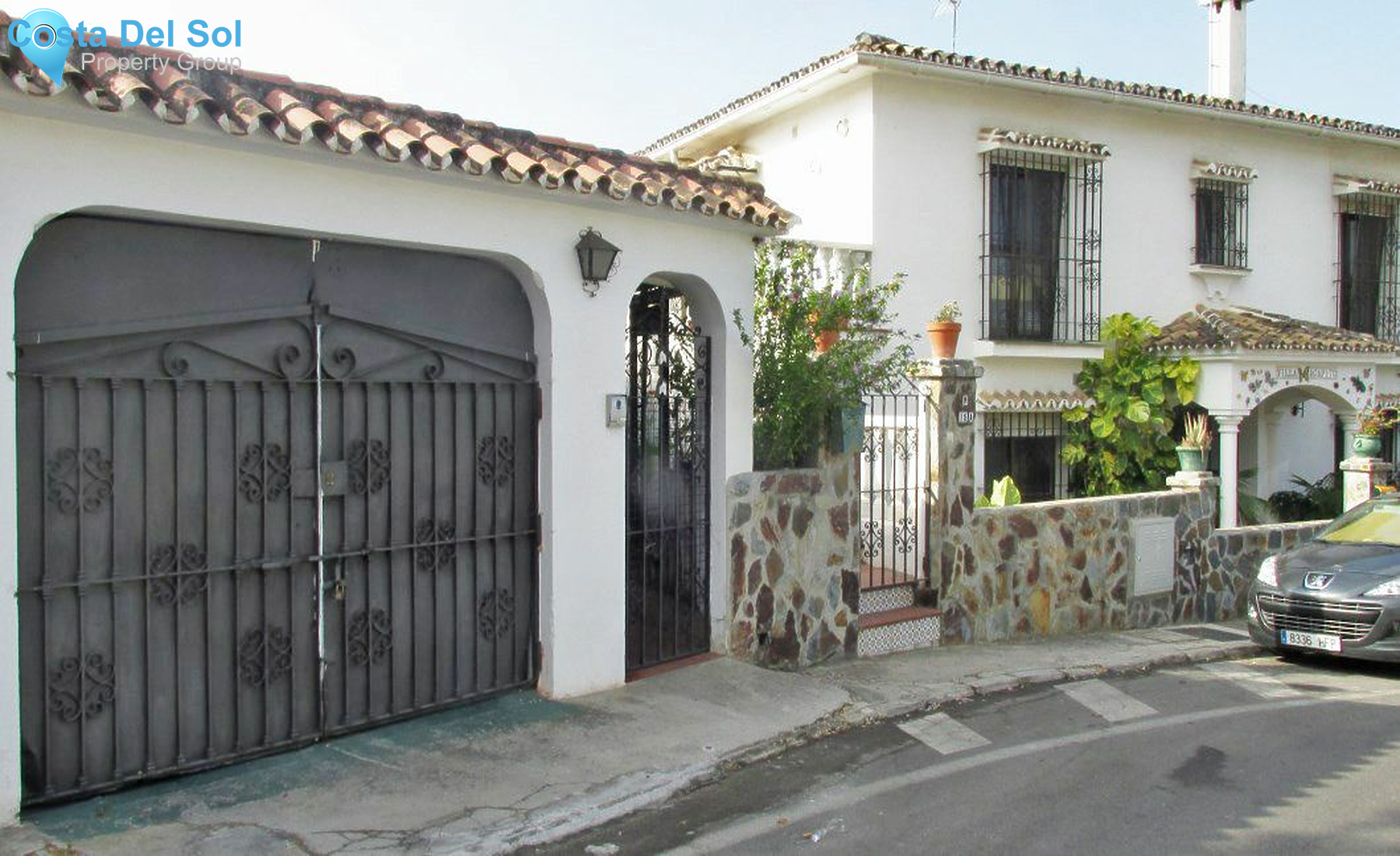 Semi-Detached House in Marbella-1233673