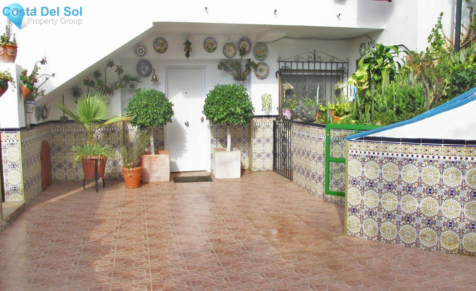 Semi-Detached House in Marbella-1233674