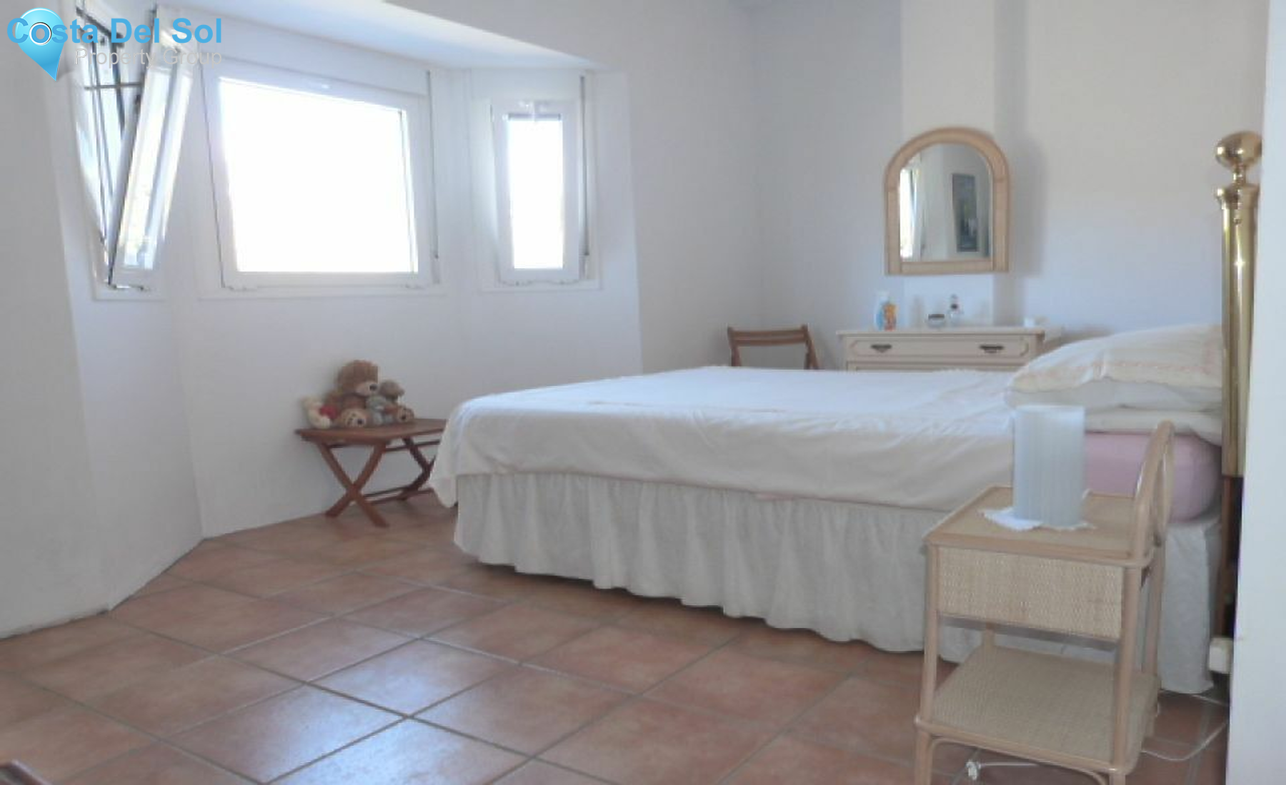Townhouse in Moclinejo-1233393