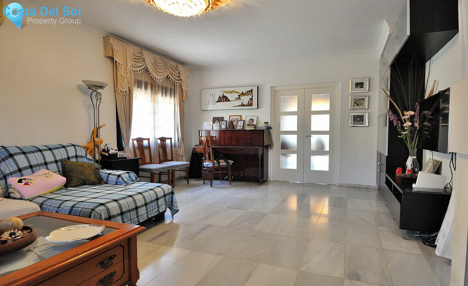 Detached Villa in Alhaurín de la Torre-1185329
