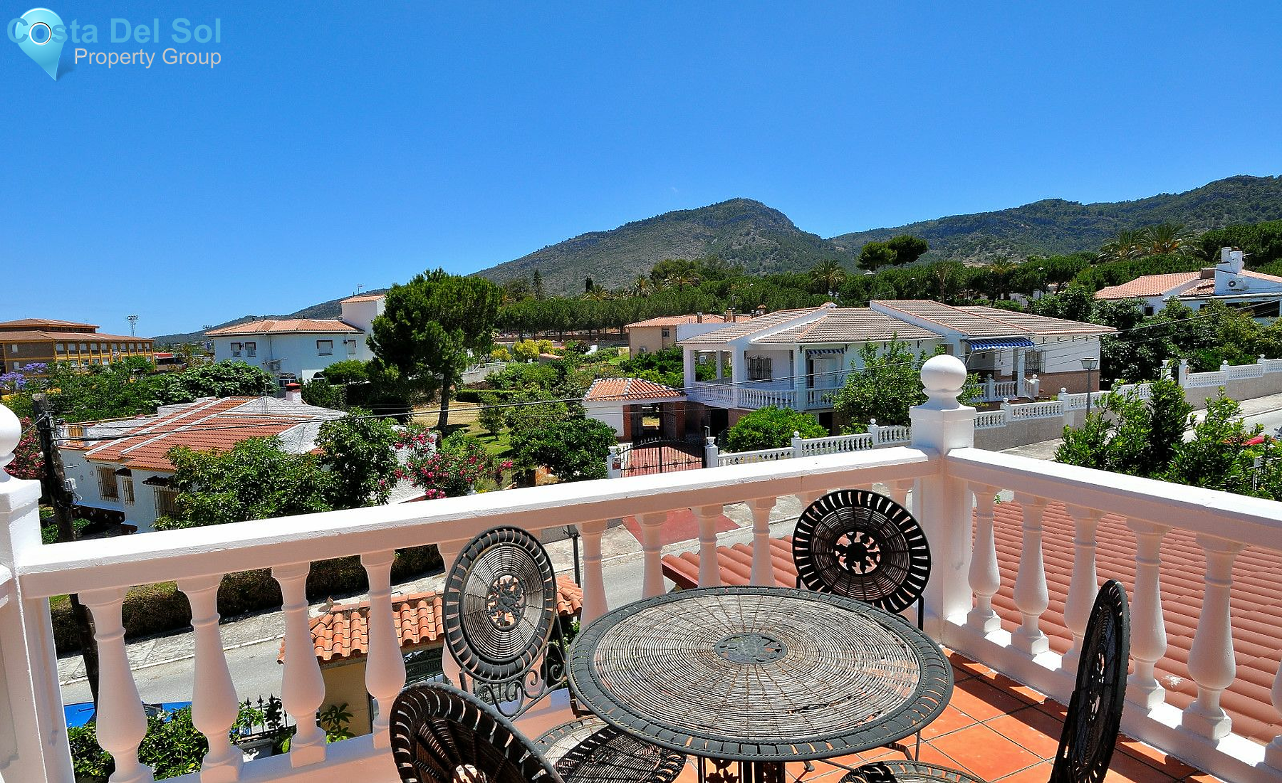 Detached Villa in Alhaurín de la Torre-1185331