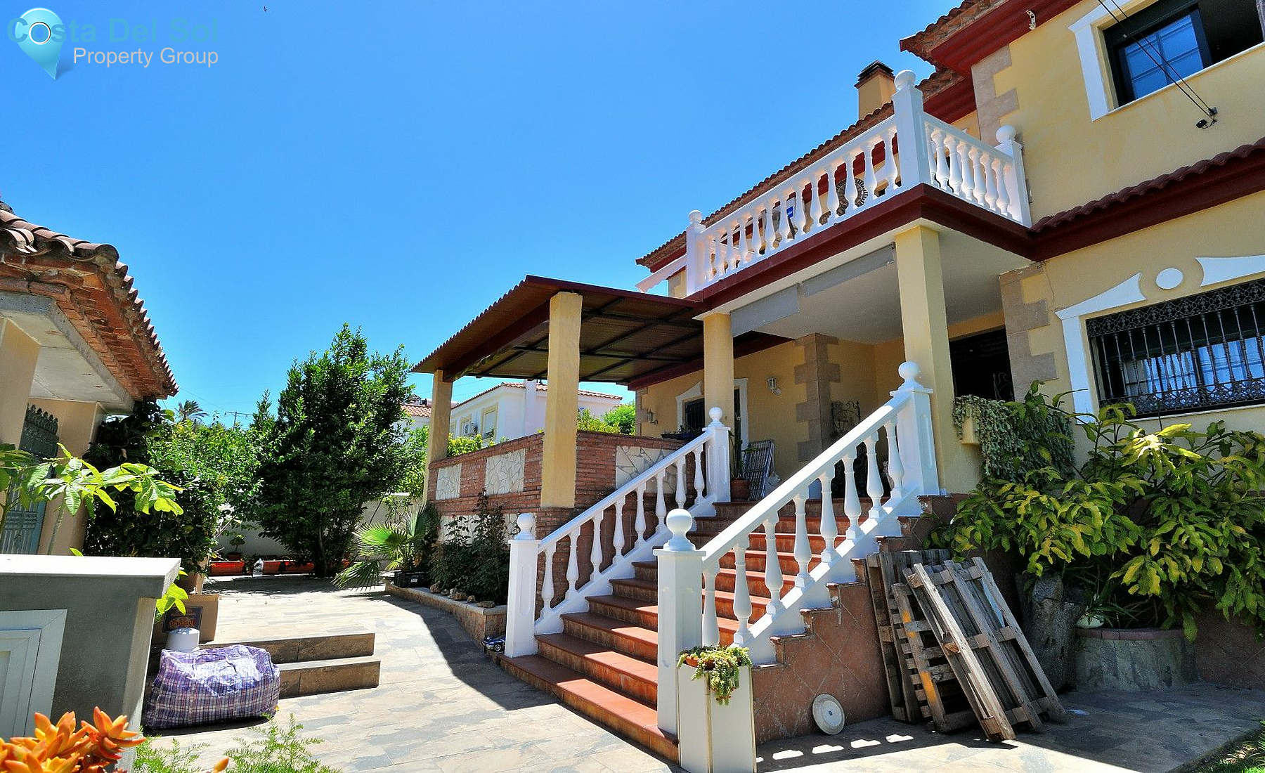 Detached Villa in Alhaurín de la Torre-1185321