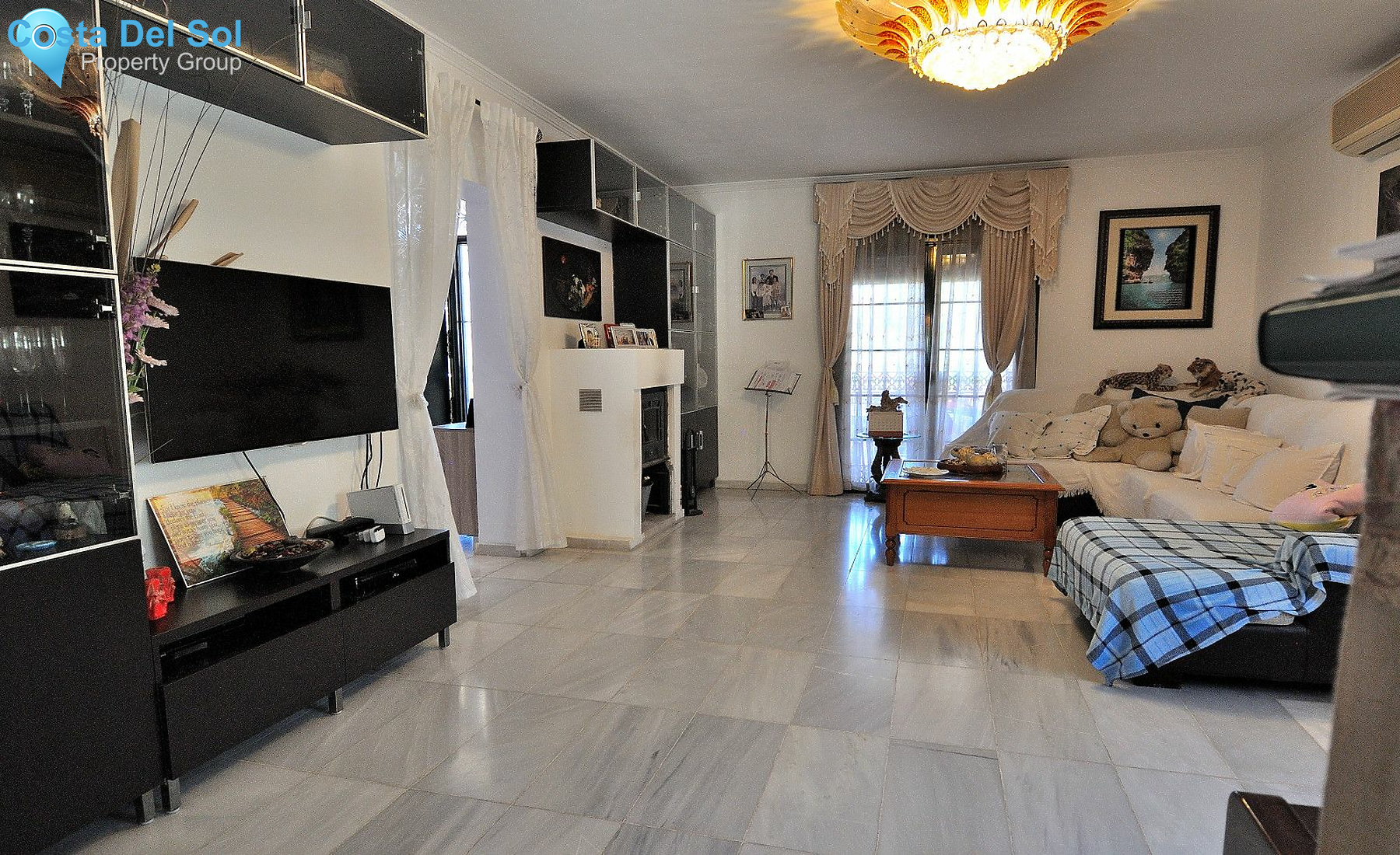 Detached Villa in Alhaurín de la Torre-1185322