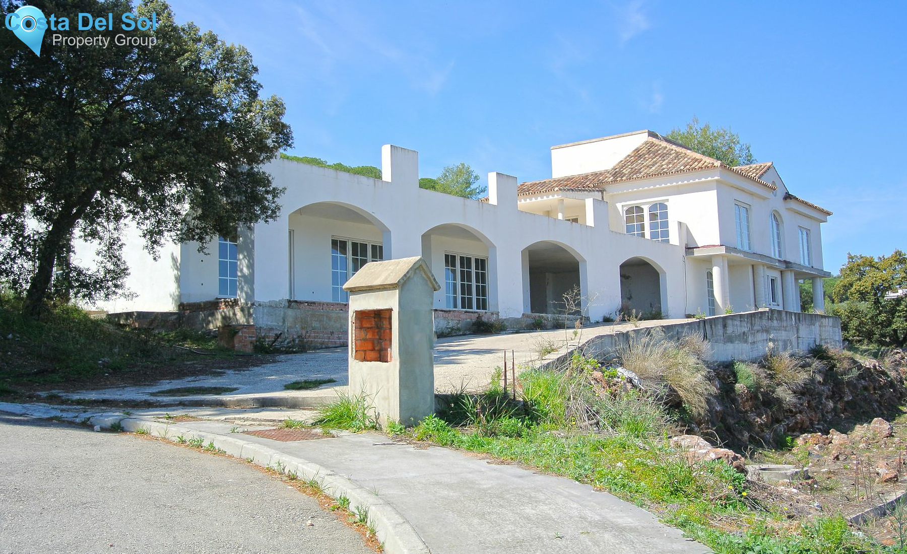 Detached Villa in Alhaurín el Grande-1131940
