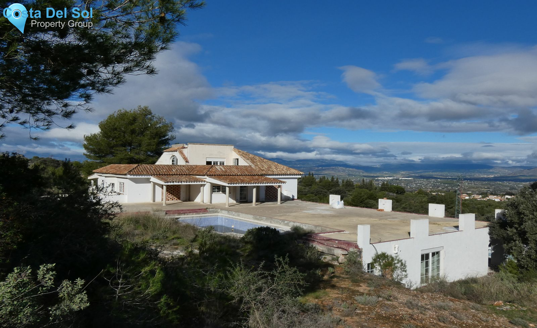Detached Villa in Alhaurín el Grande-1131944