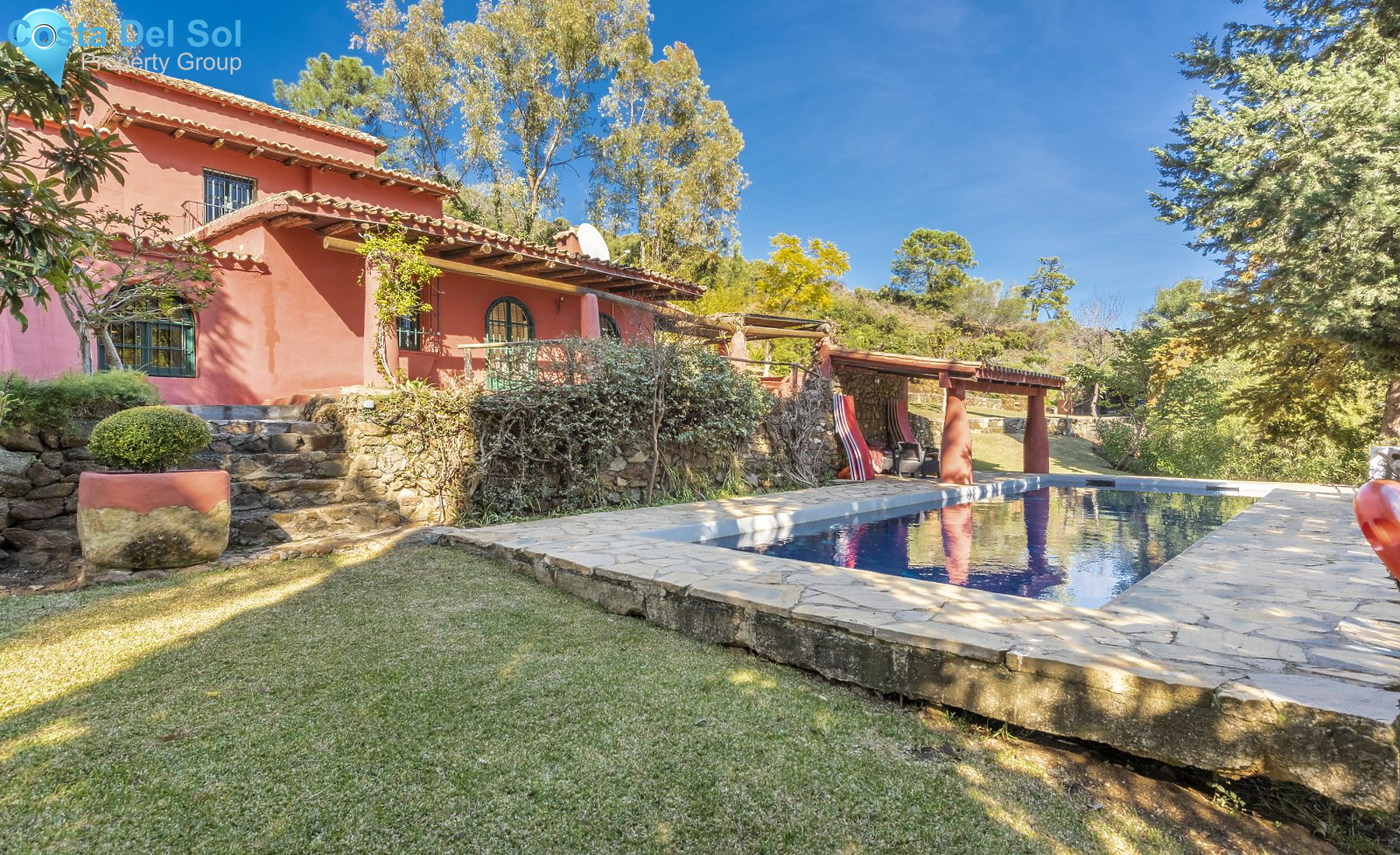 Detached Villa in Benahavís-1432154