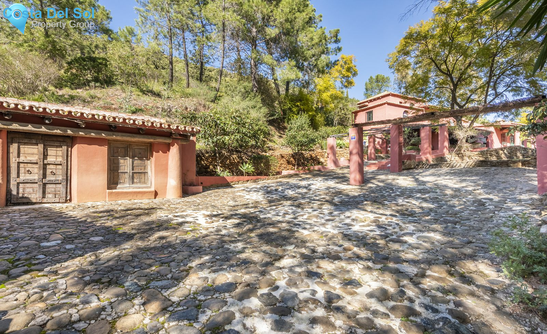 Detached Villa in Benahavís-1432156