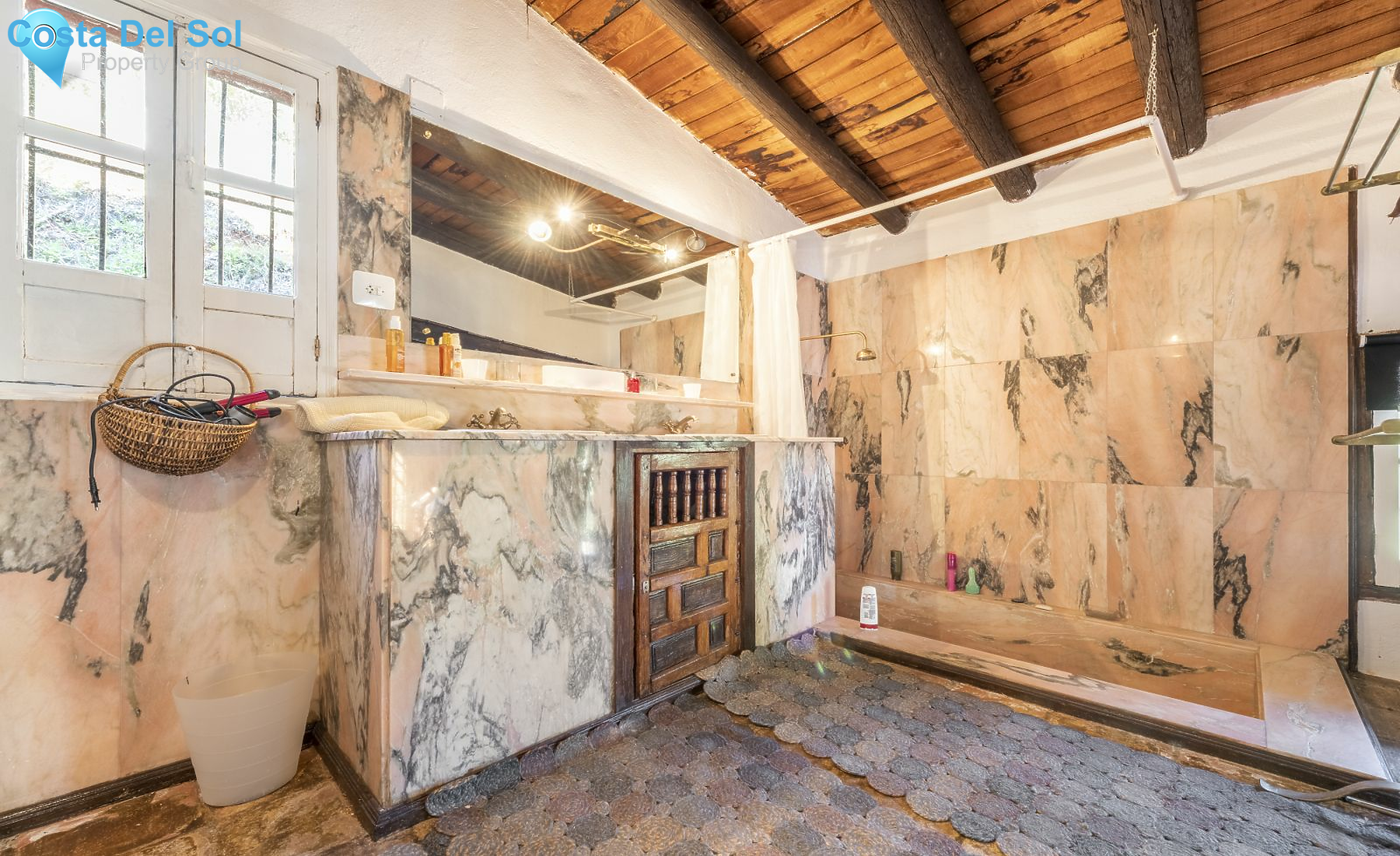 Detached Villa in Benahavís-1432146