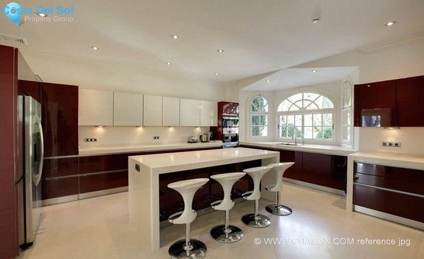 Detached Villa in El Paraiso-1430413