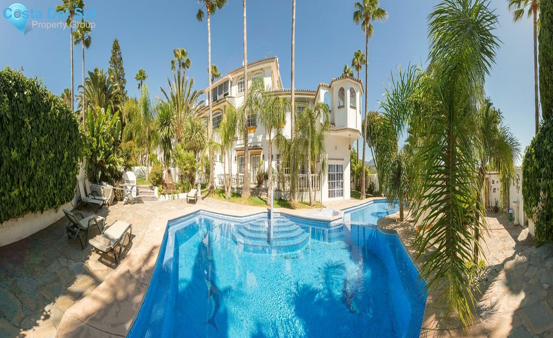 Detached Villa in Estepona