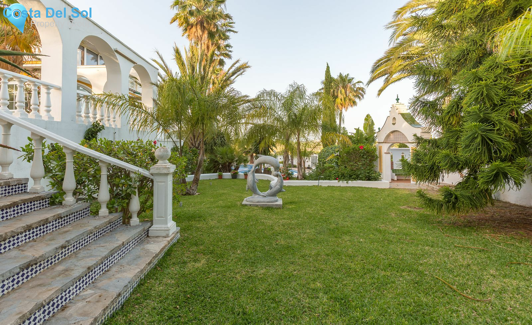 Detached Villa in Estepona-1185020