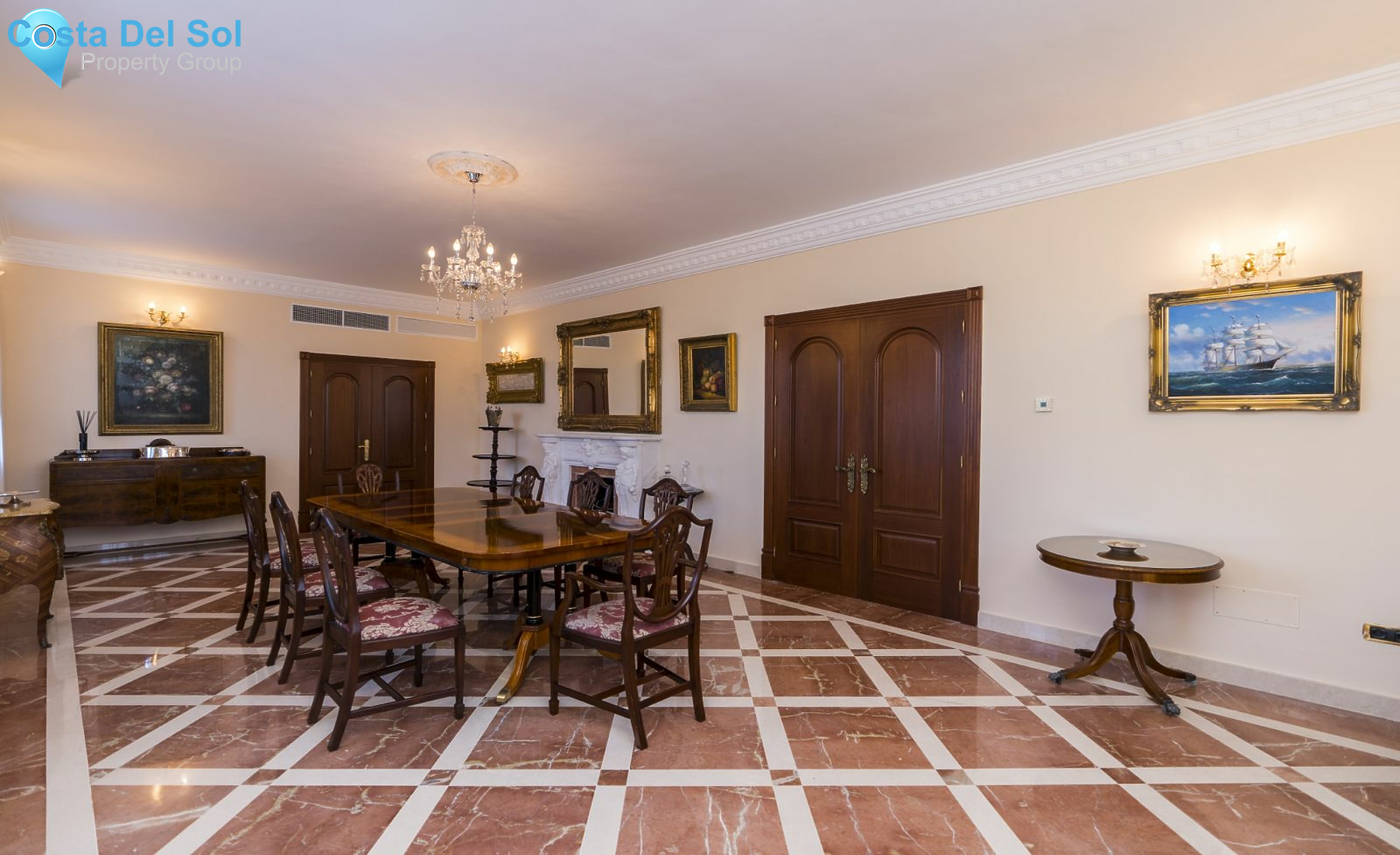 Detached Villa in Estepona-1202234