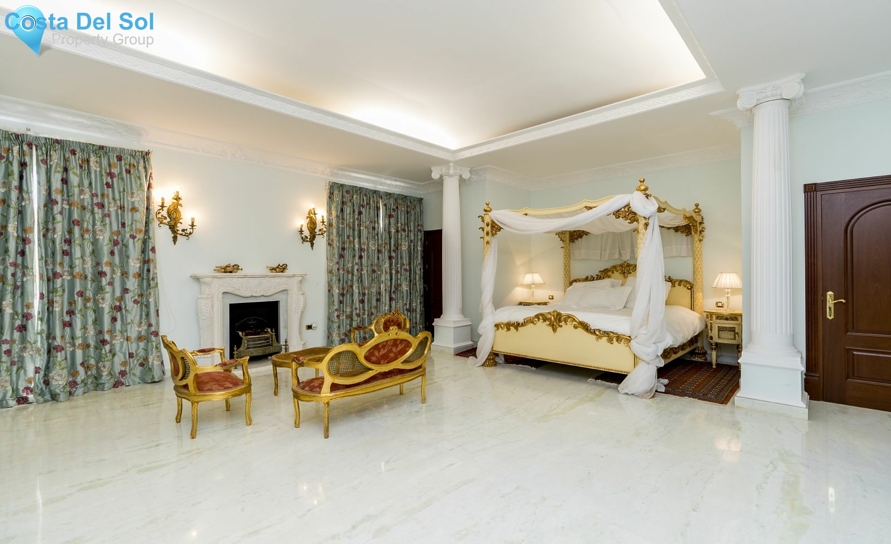 Detached Villa in Estepona-1202236