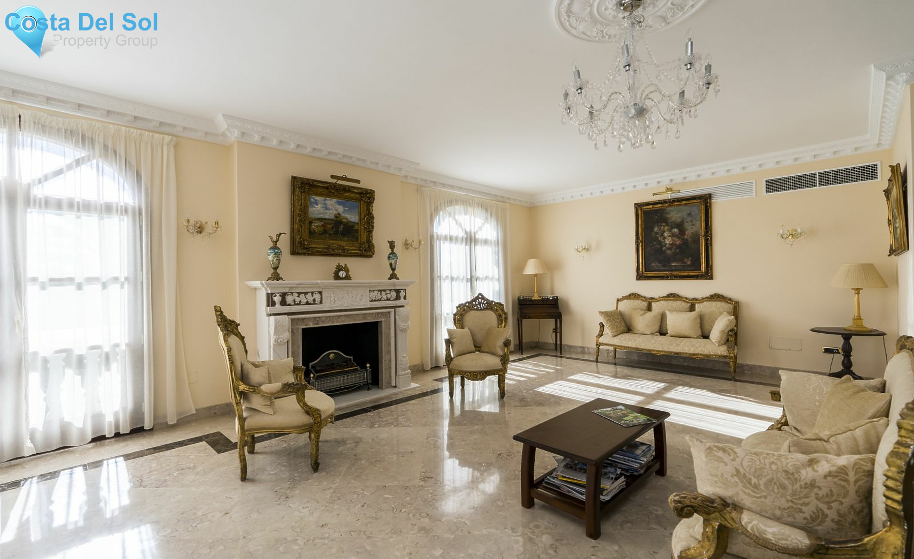 Detached Villa in Estepona-1202237