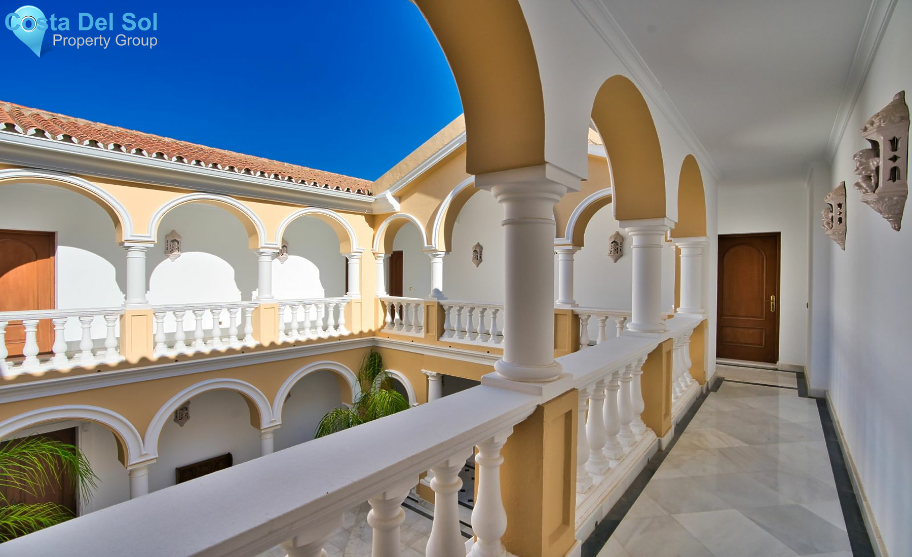 Detached Villa in Estepona-1202226