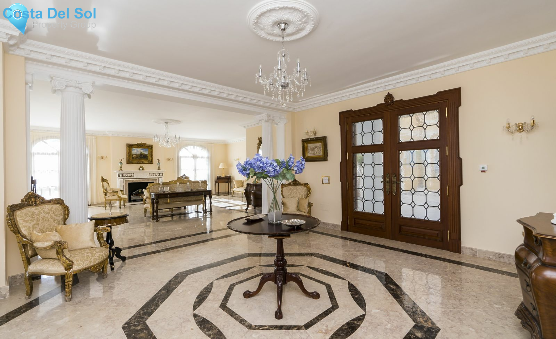 Detached Villa in Estepona-1202227