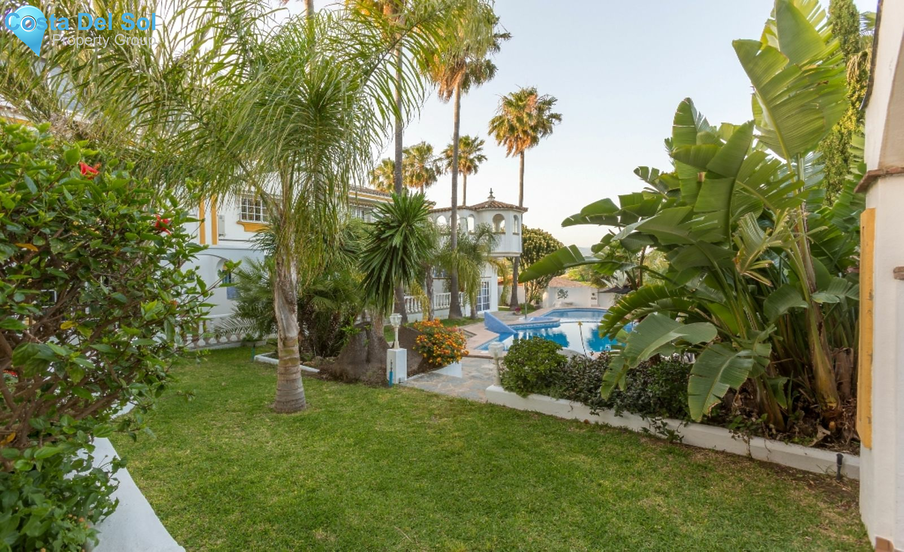 Detached Villa in Estepona-1474940