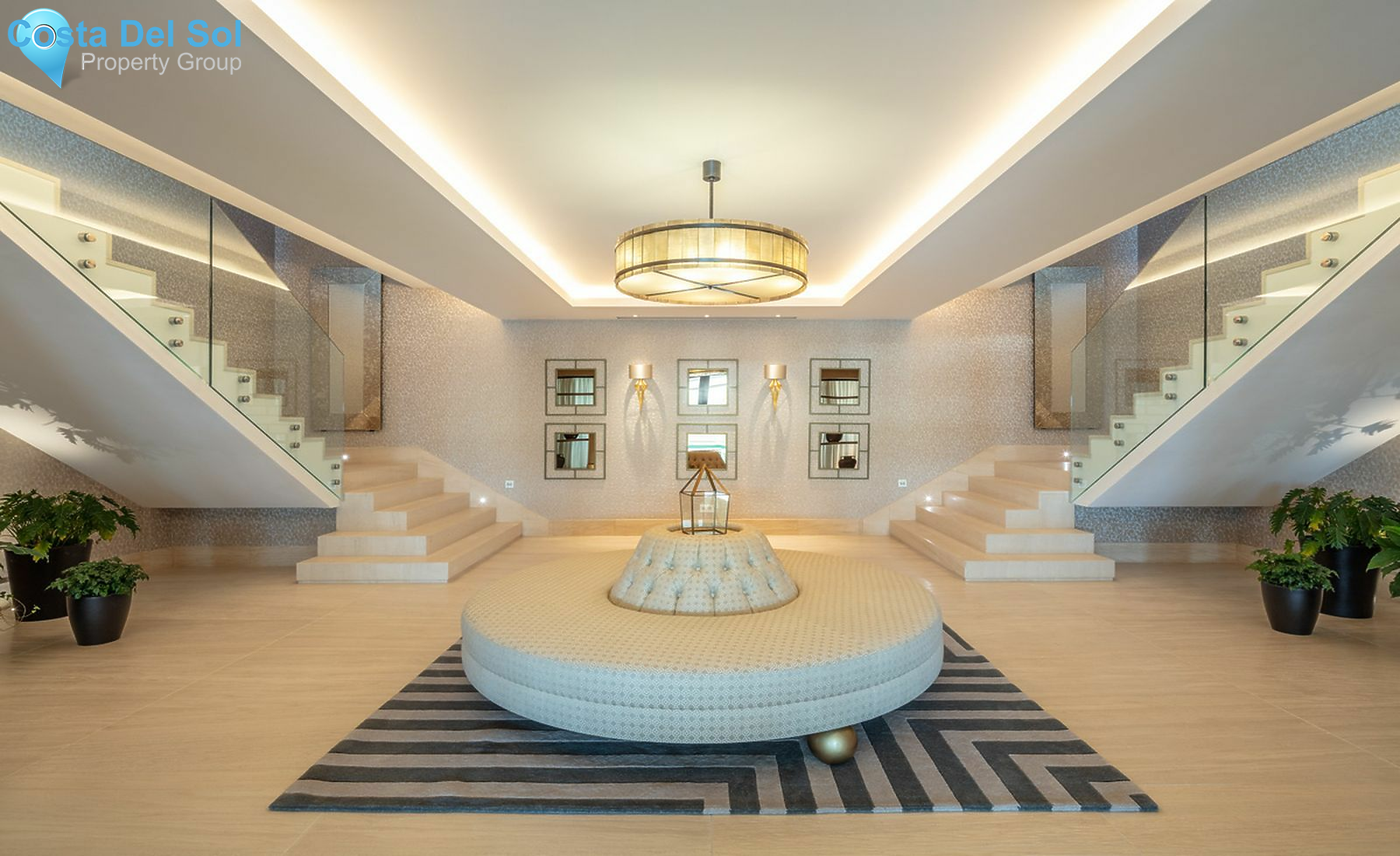 Detached Villa in Marbella-1424272