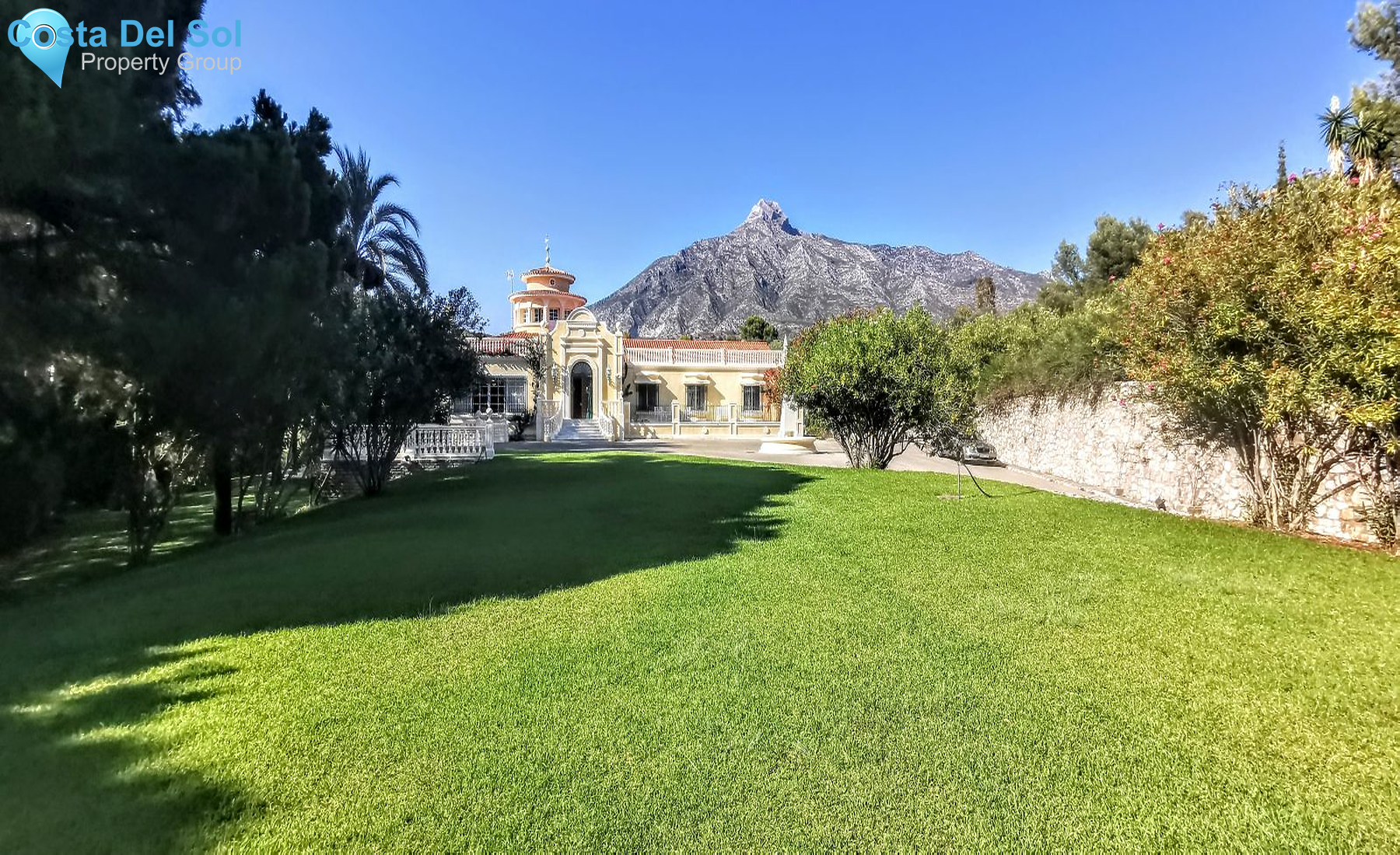 Detached Villa in The Golden Mile
