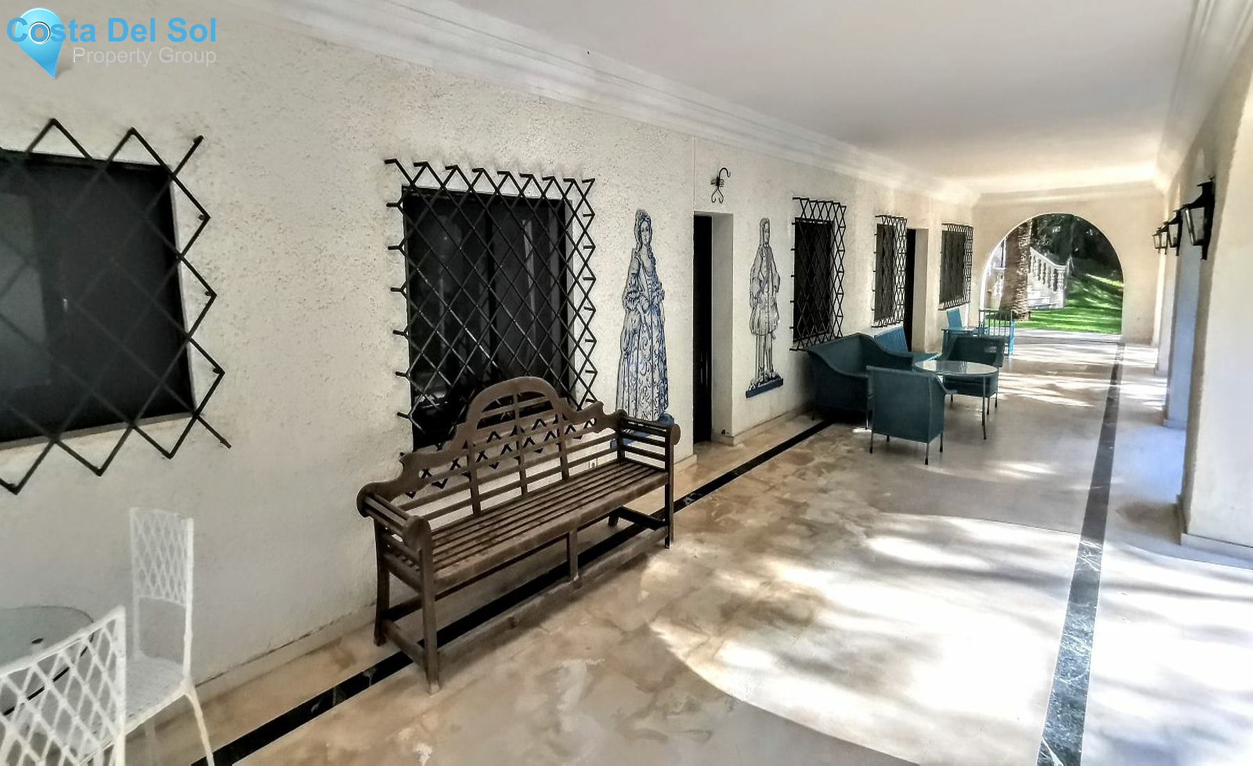 Detached Villa in The Golden Mile-1196238