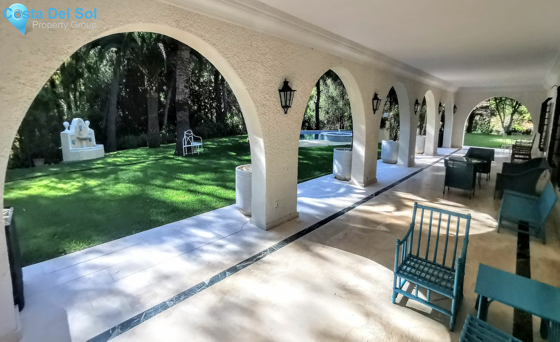 Detached Villa in The Golden Mile-1196242