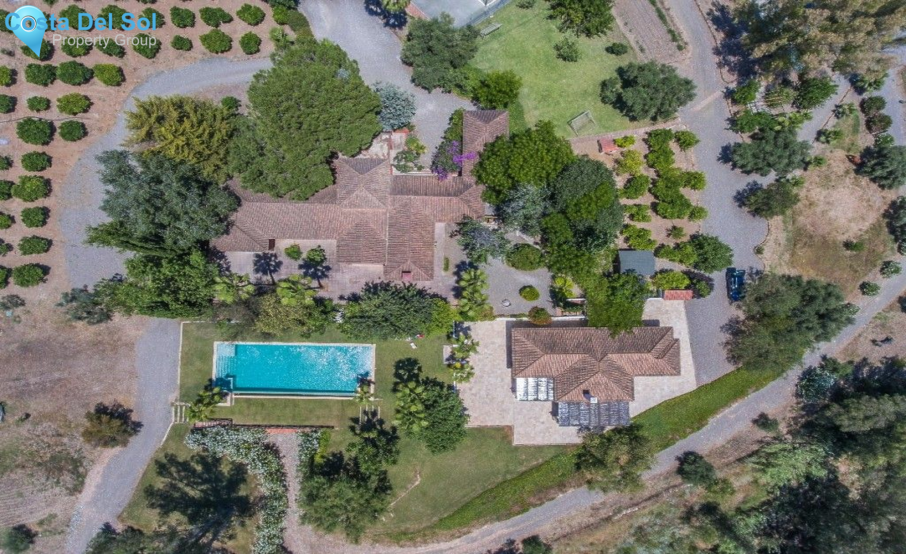 Finca - Cortijo in Coín-1179872