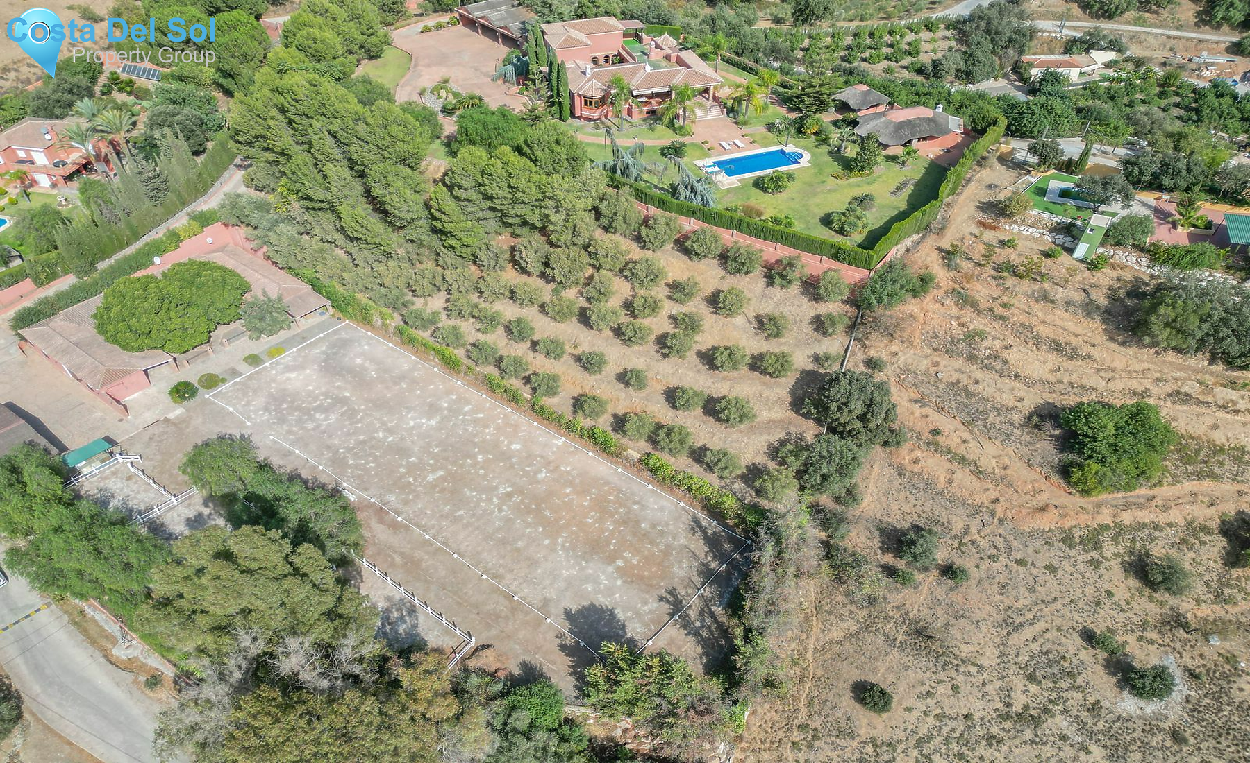 Finca - Cortijo in Coín-1515610