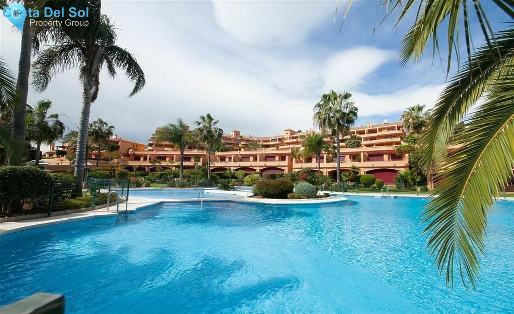 Ground Floor Apartment in Estepona-1334607