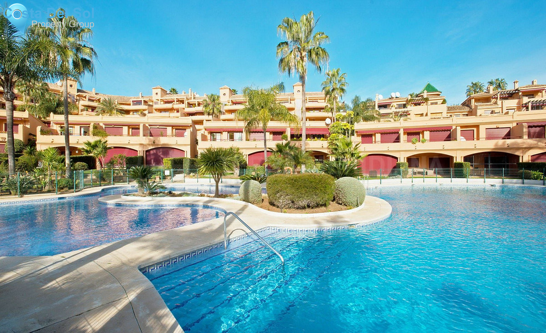 Ground Floor Apartment in Estepona-1334625