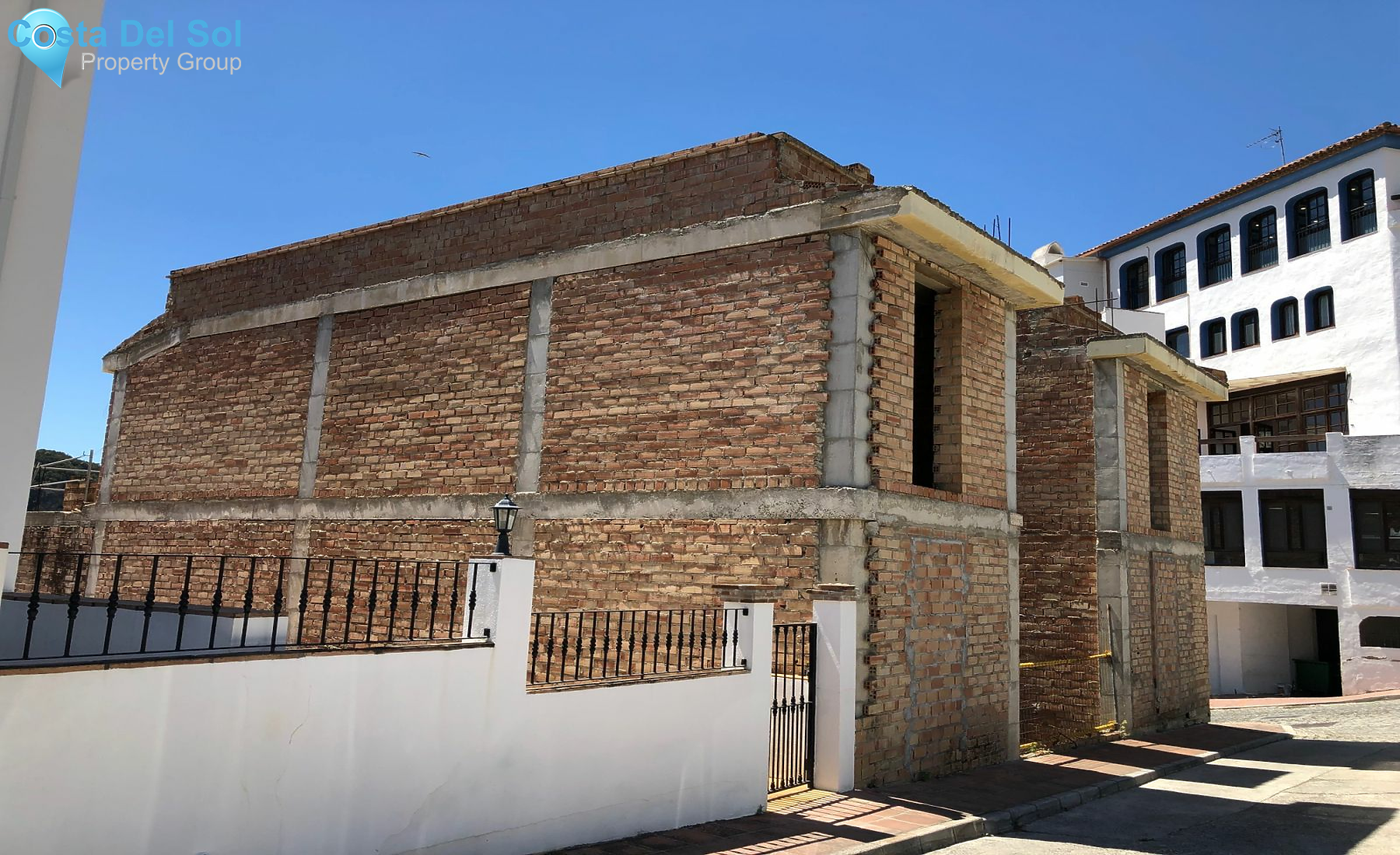 Apartment Complex in Benahavís-1229924