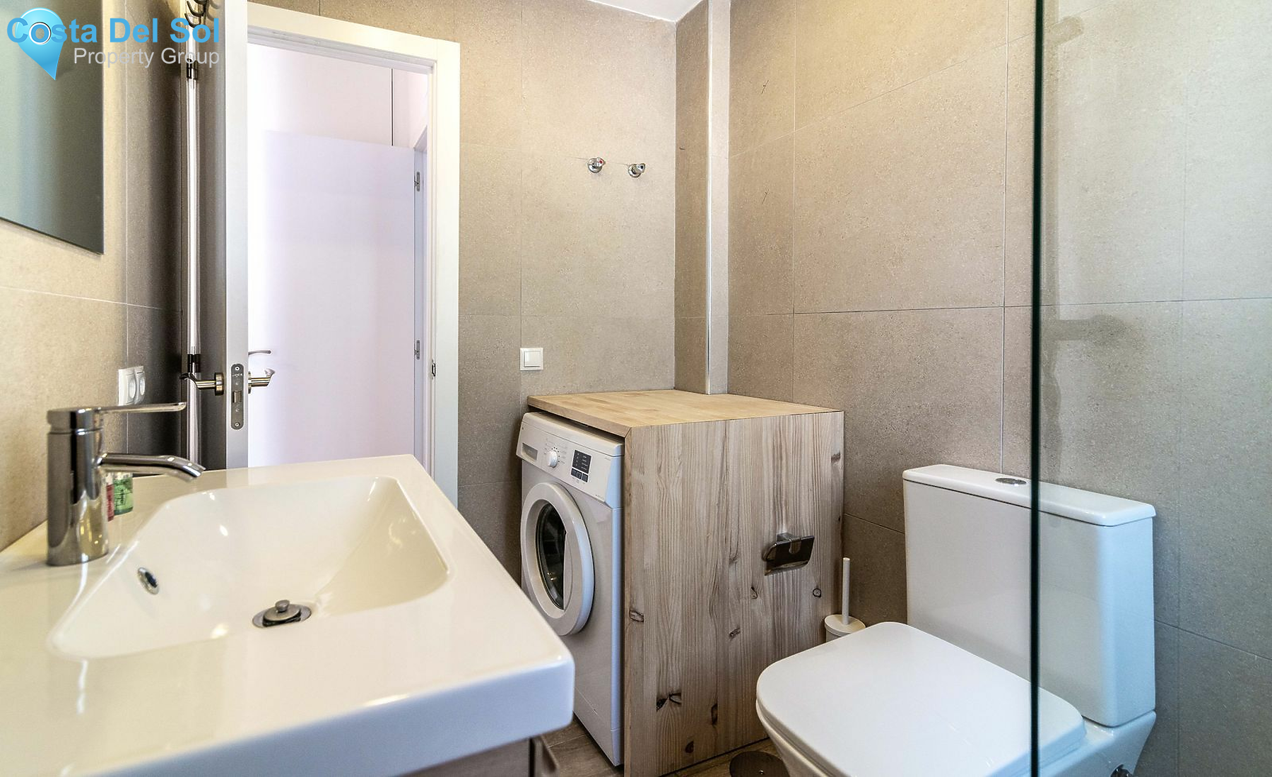 Apartment Complex in Marbella-1469599