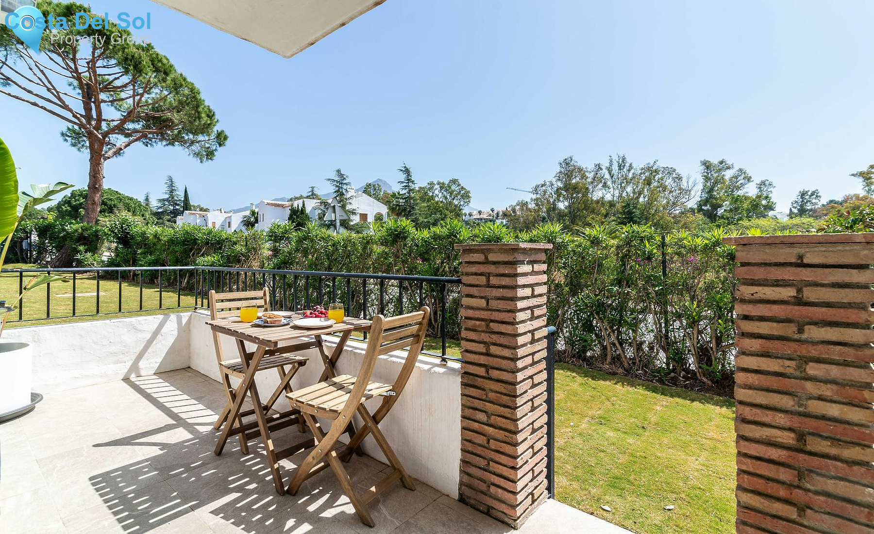 Apartment Complex in Marbella-1469601