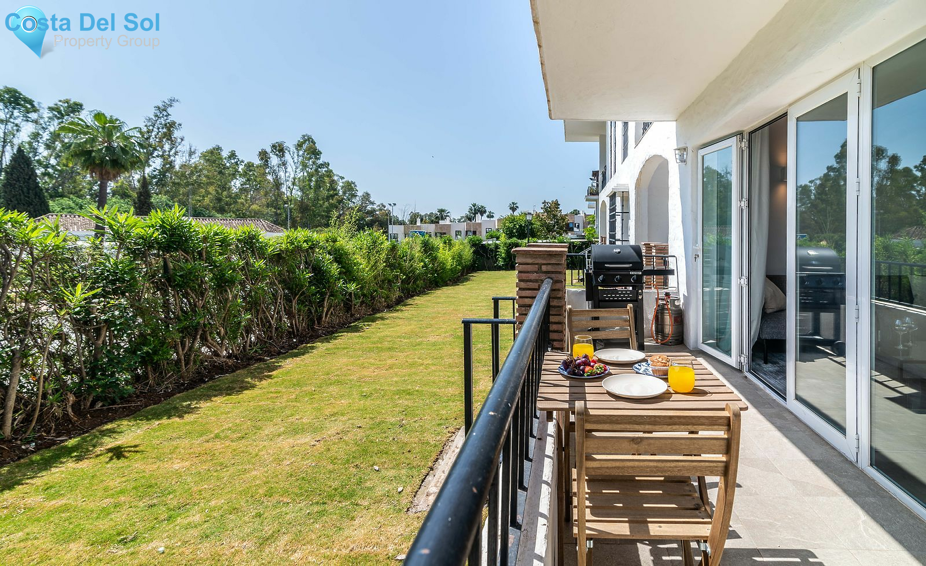 Apartment Complex in Marbella-1469602
