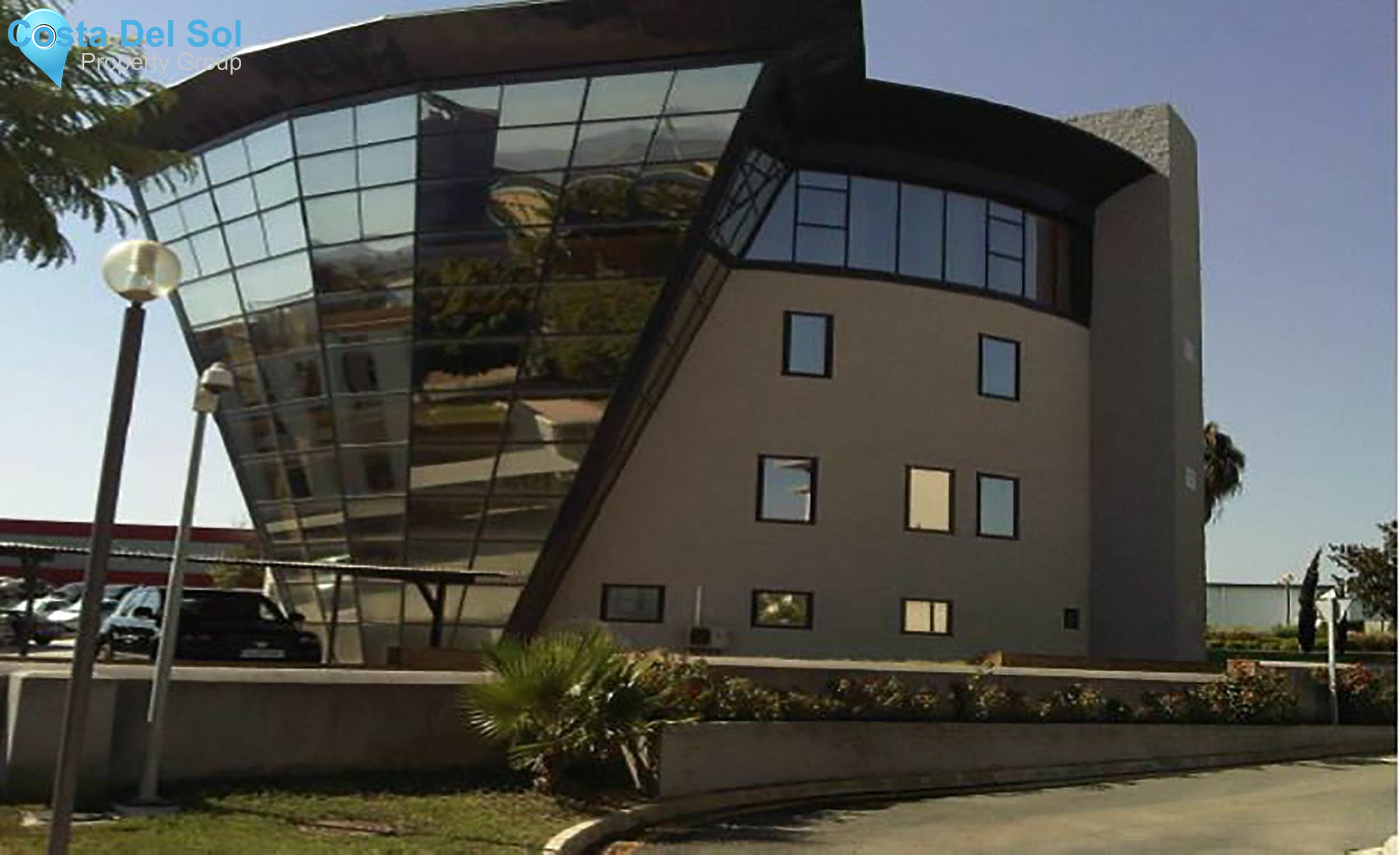 Apartment Complex in Polígonos-1432365