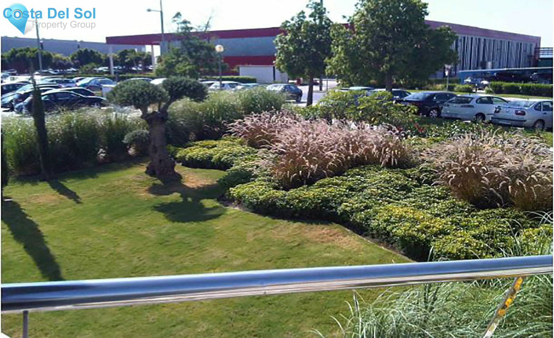 Apartment Complex in Polígonos-1432374